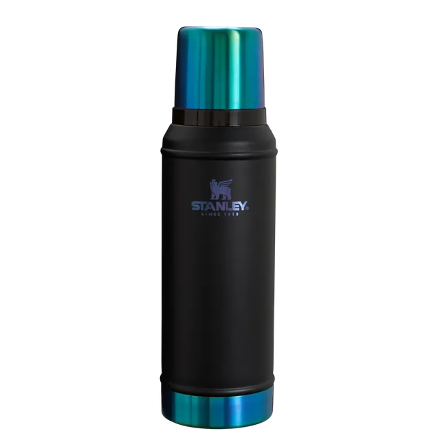 stanley-1913-the-black-chroma-classic-legendary-bottle-1-0-qt image 1