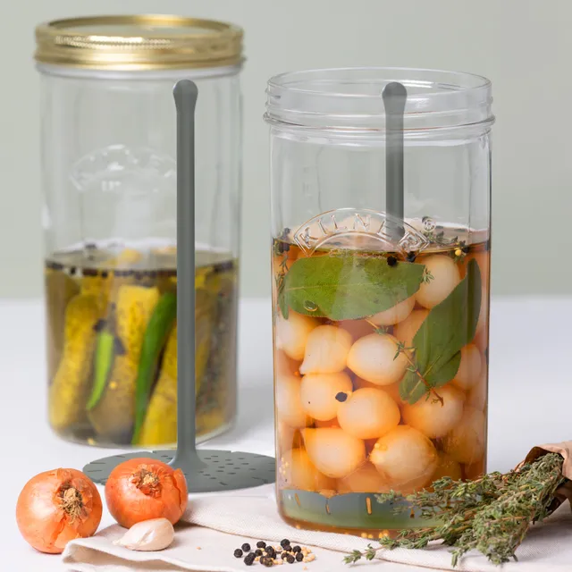 kilner-pickle-jar-with-lifter-set-of-2 image 1