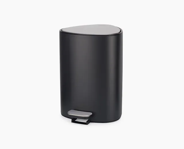 joseph-joseph-easystore-5l-matt-black-bathroom-pedal-bin image 1