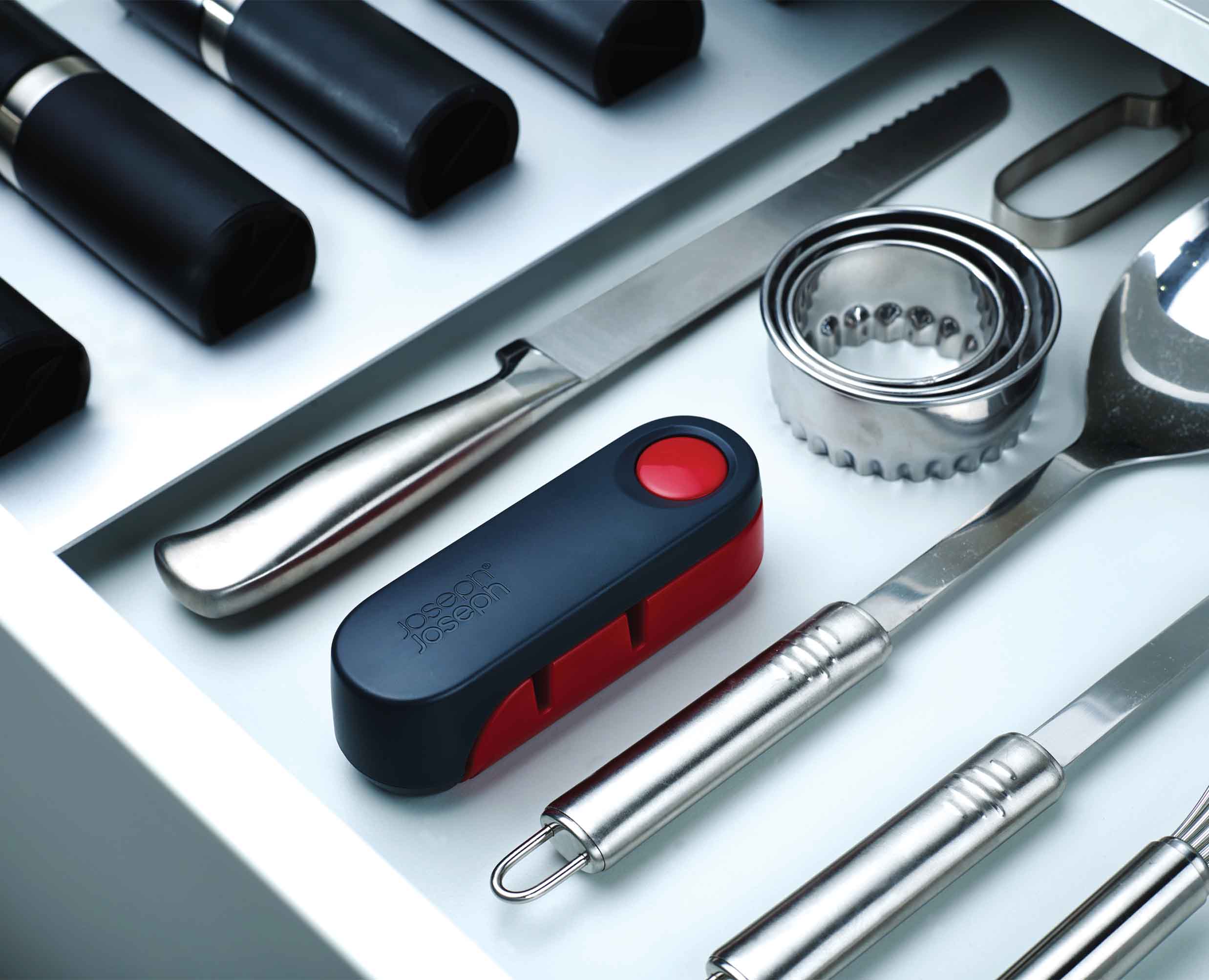 joseph-joseph-rota-red-folding-knife-sharpener-swivel-design-twin-ceramic-wheels image 3