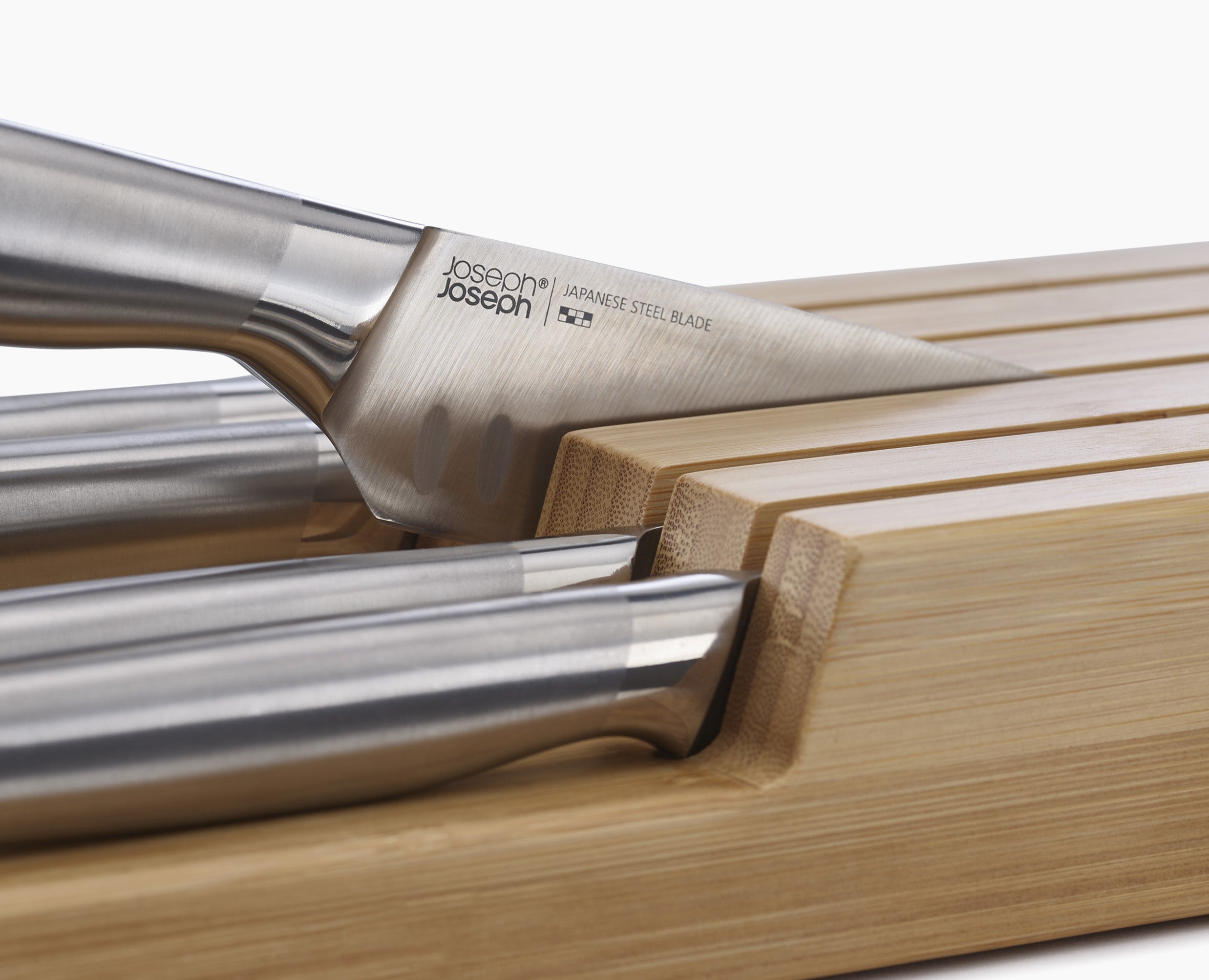 joseph-joseph-elevate-steel-knife-set-with-in-drawer-bamboo-storage-tray image 5