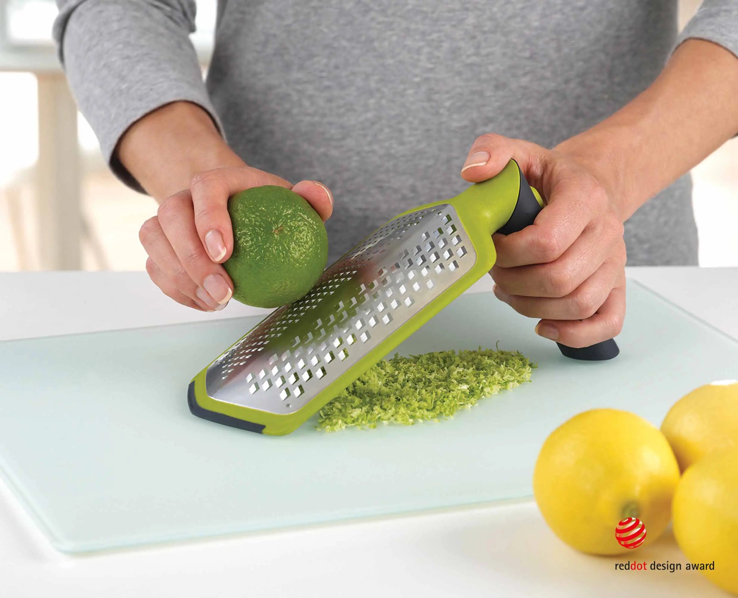 joseph-joseph-twist-grater-with-coarse-fine-extra-coarse-ribbon-blades-2-in-1-du image 3