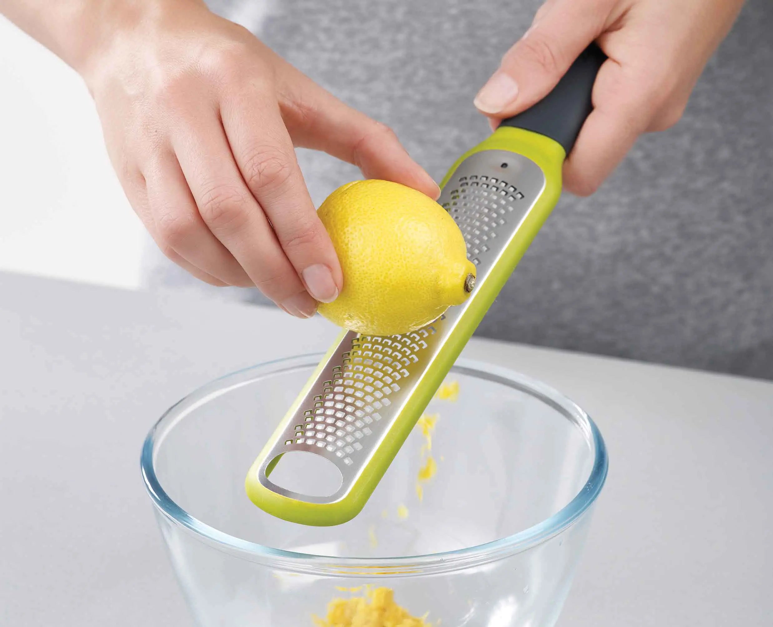 joseph-joseph-handi-zest-green-citrus-zester-with-integrated-blade-wiper image 3