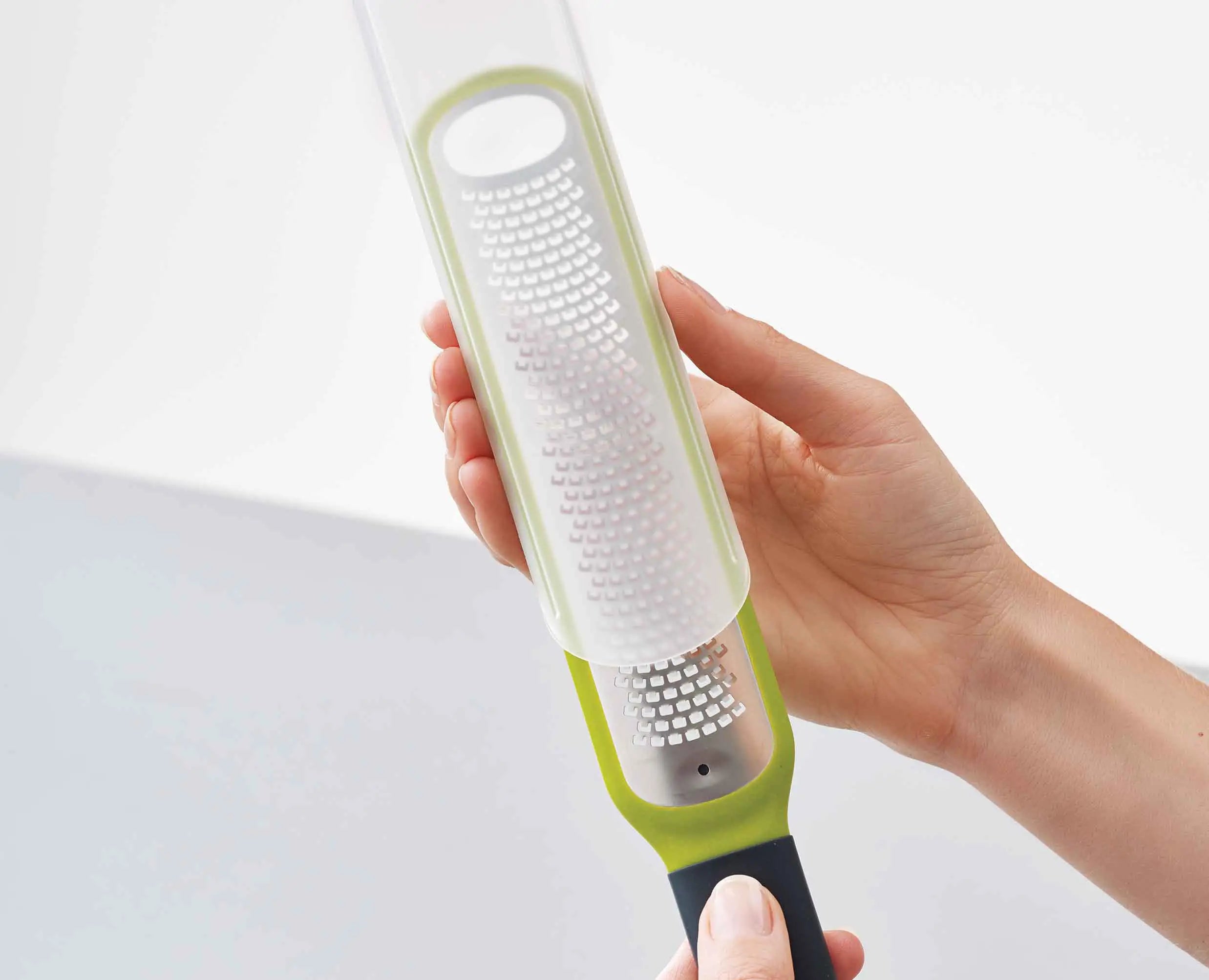 joseph-joseph-handi-zest-green-citrus-zester-with-integrated-blade-wiper image 4