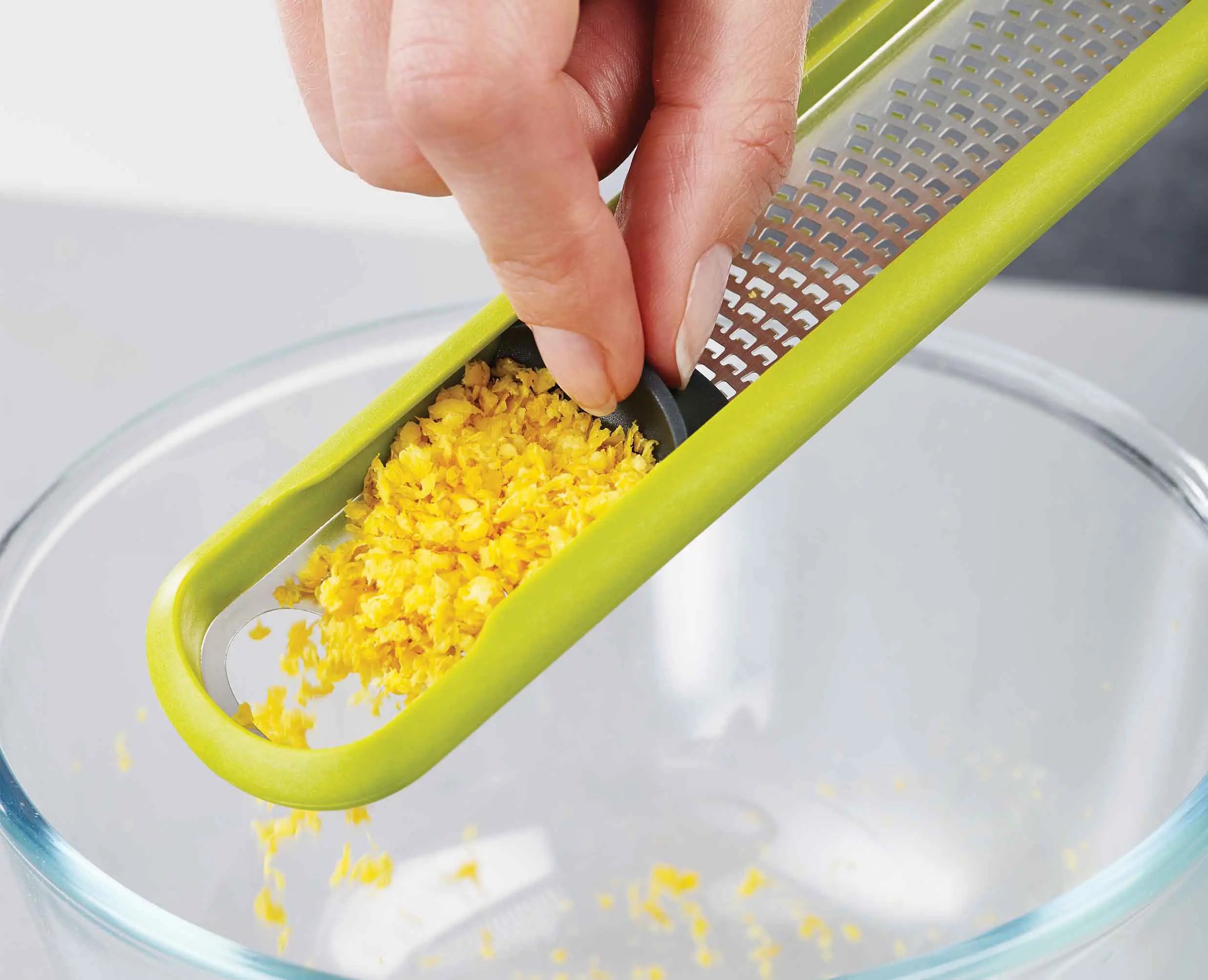 joseph-joseph-handi-zest-green-citrus-zester-with-integrated-blade-wiper image 7