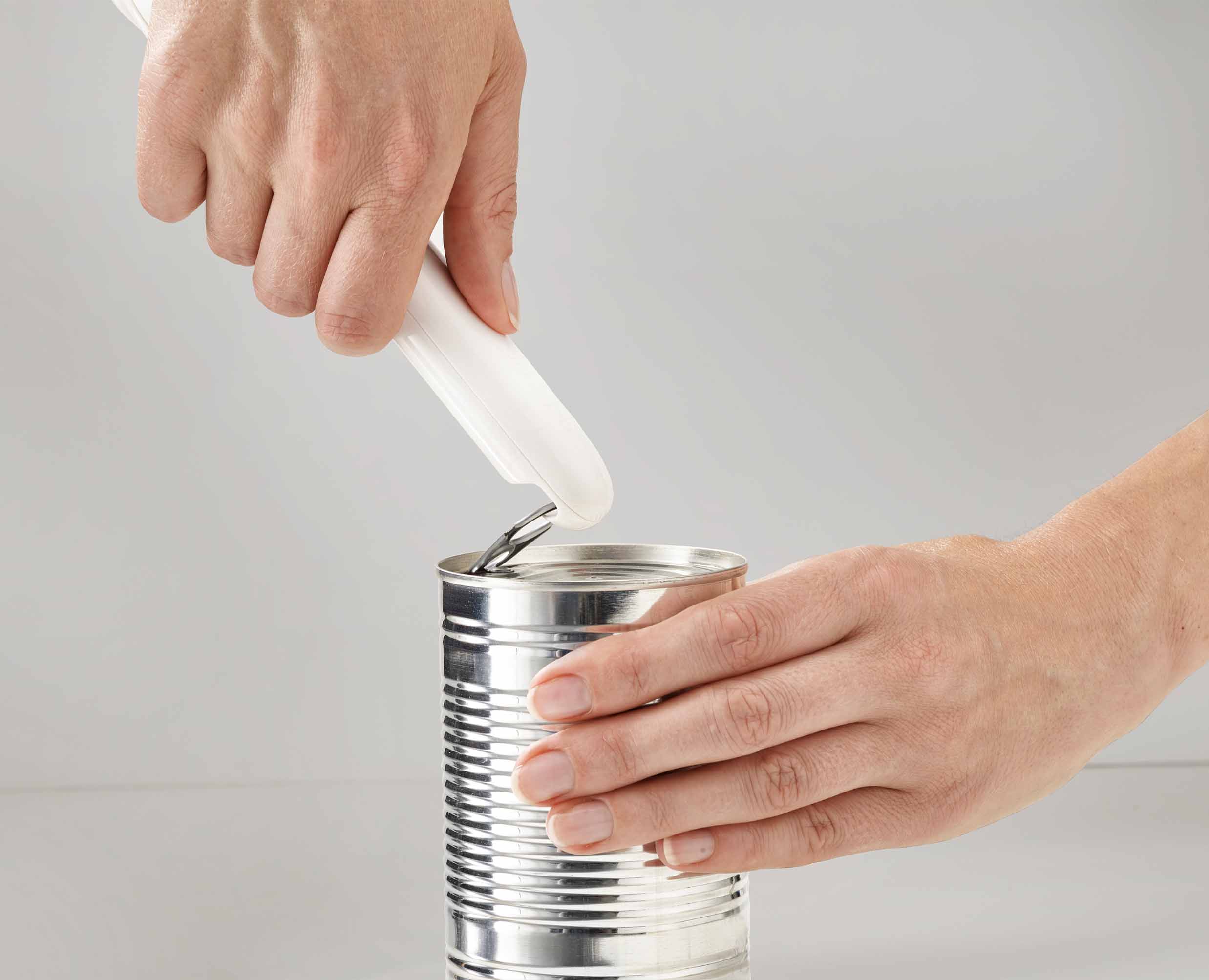 joseph-joseph-can-do-plus-grey-can-opener image 4