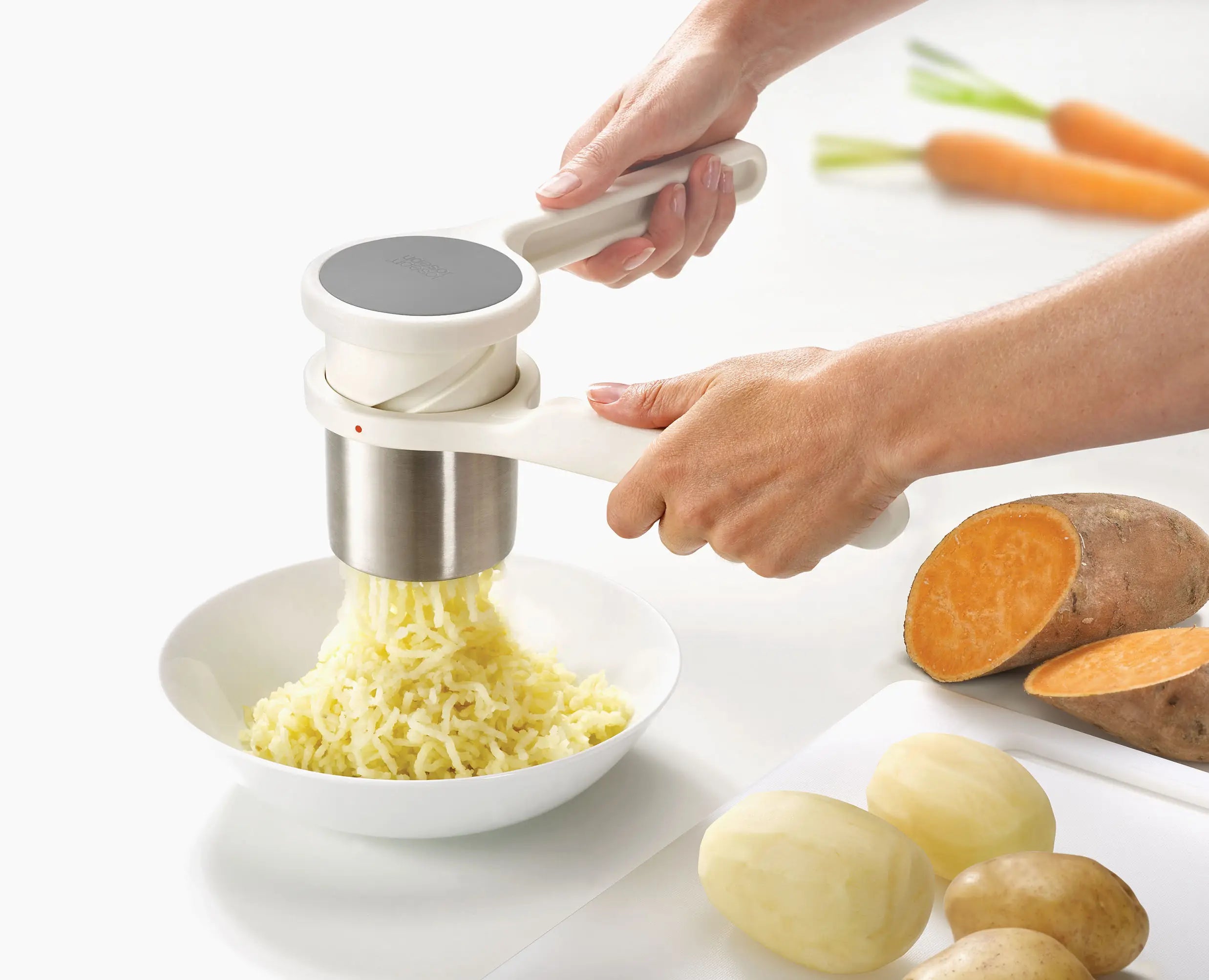 joseph-joseph-helix-white-potato-ricer image 3