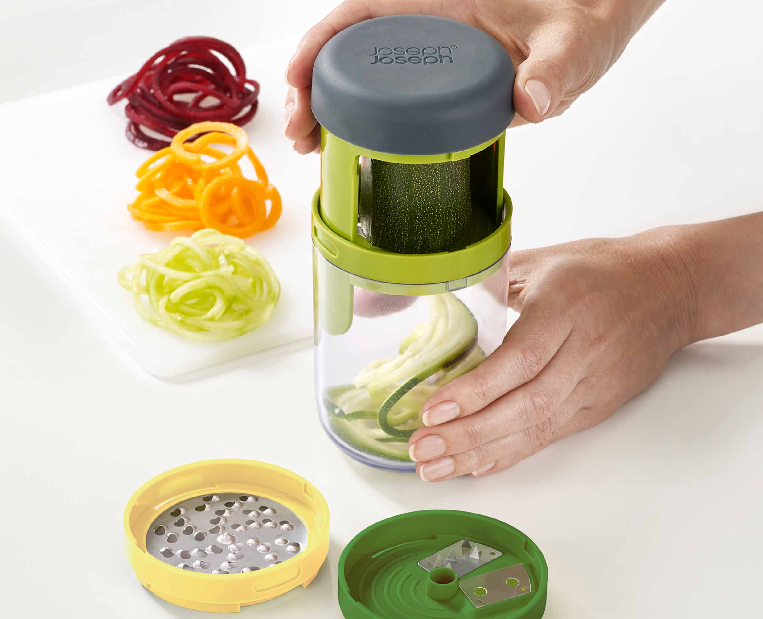 joseph-joseph-spiro-green-hand-held-spiralizer-self-containing-with-coarse-fine- image 4