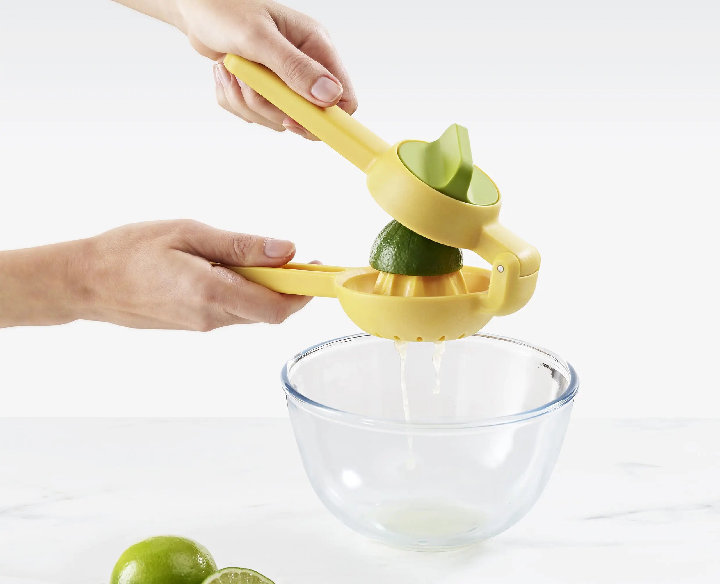 joseph-joseph-juicemax-dual-action-yellow-citrus-press-for-lemons-limes-and-smal image 5