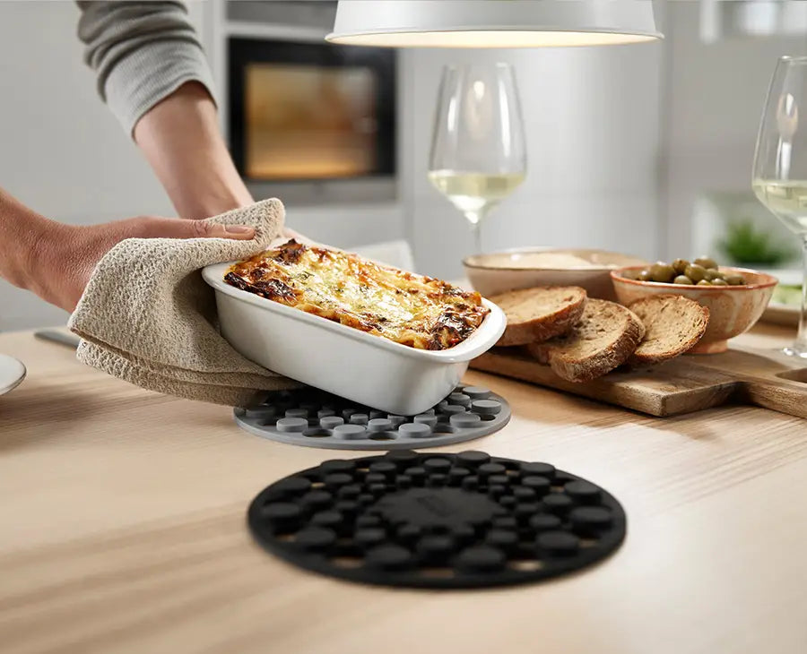joseph-joseph-spot-on-set-of-2-grey-silicone-trivets-heat-resistant-space-saving image 2