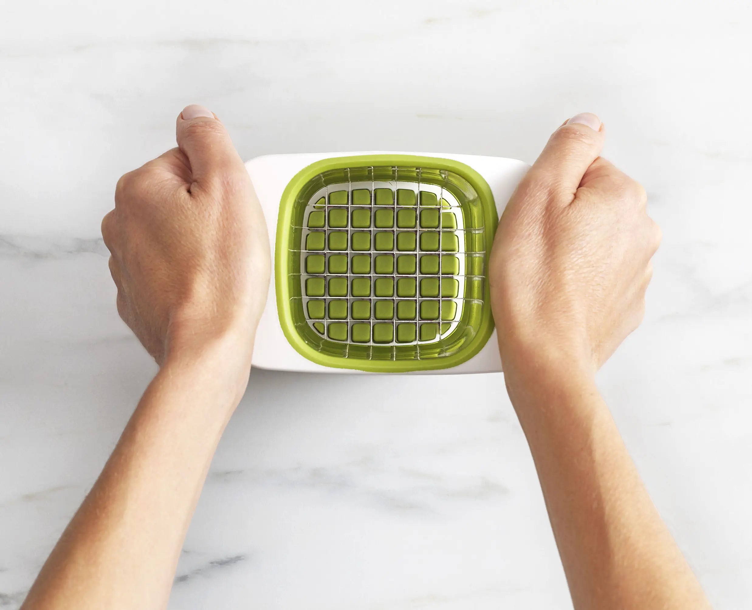 joseph-joseph-chopcup-white-vegetable-chopper image 5