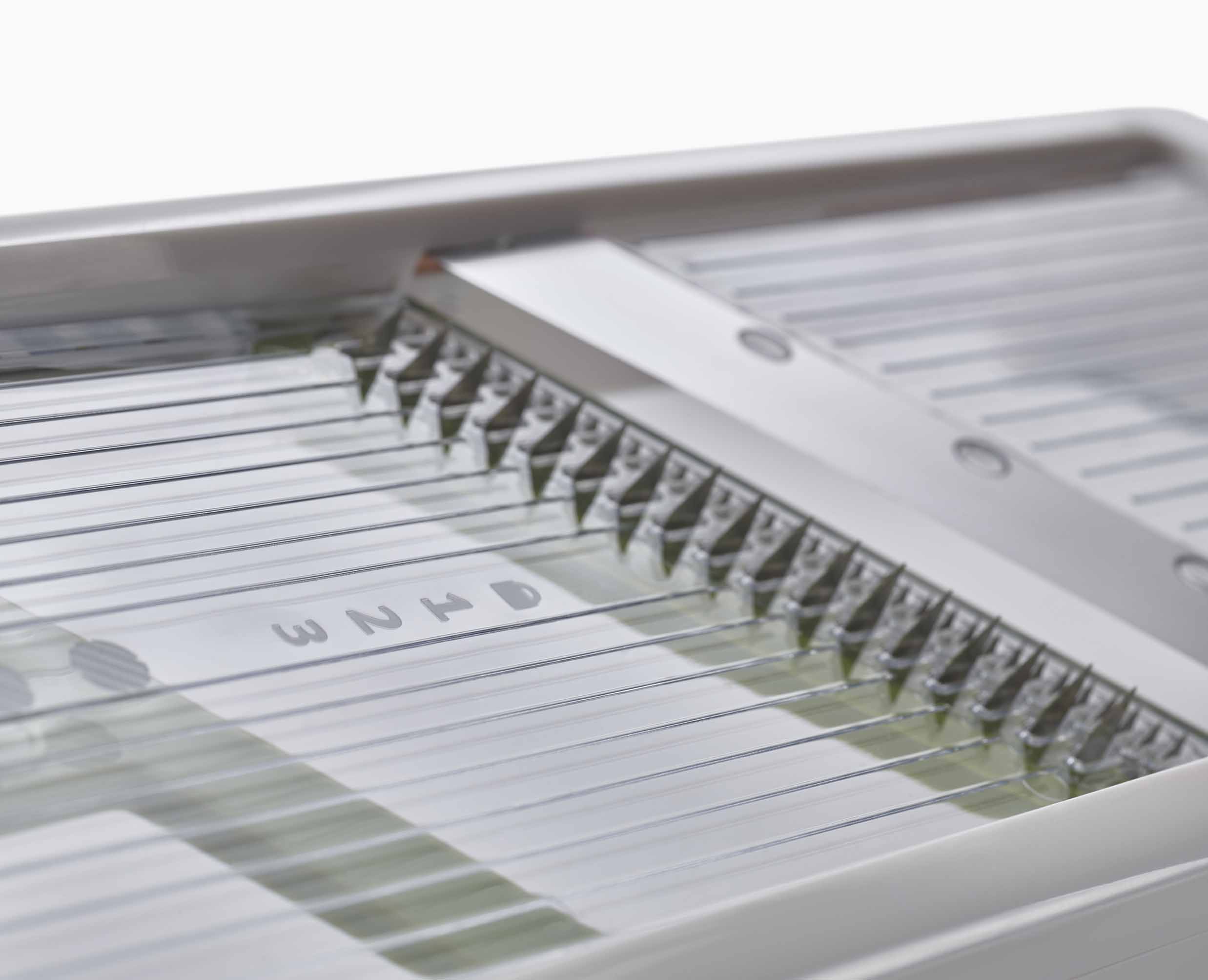 joseph-joseph-multi-grip-mandoline-plus-white image 8