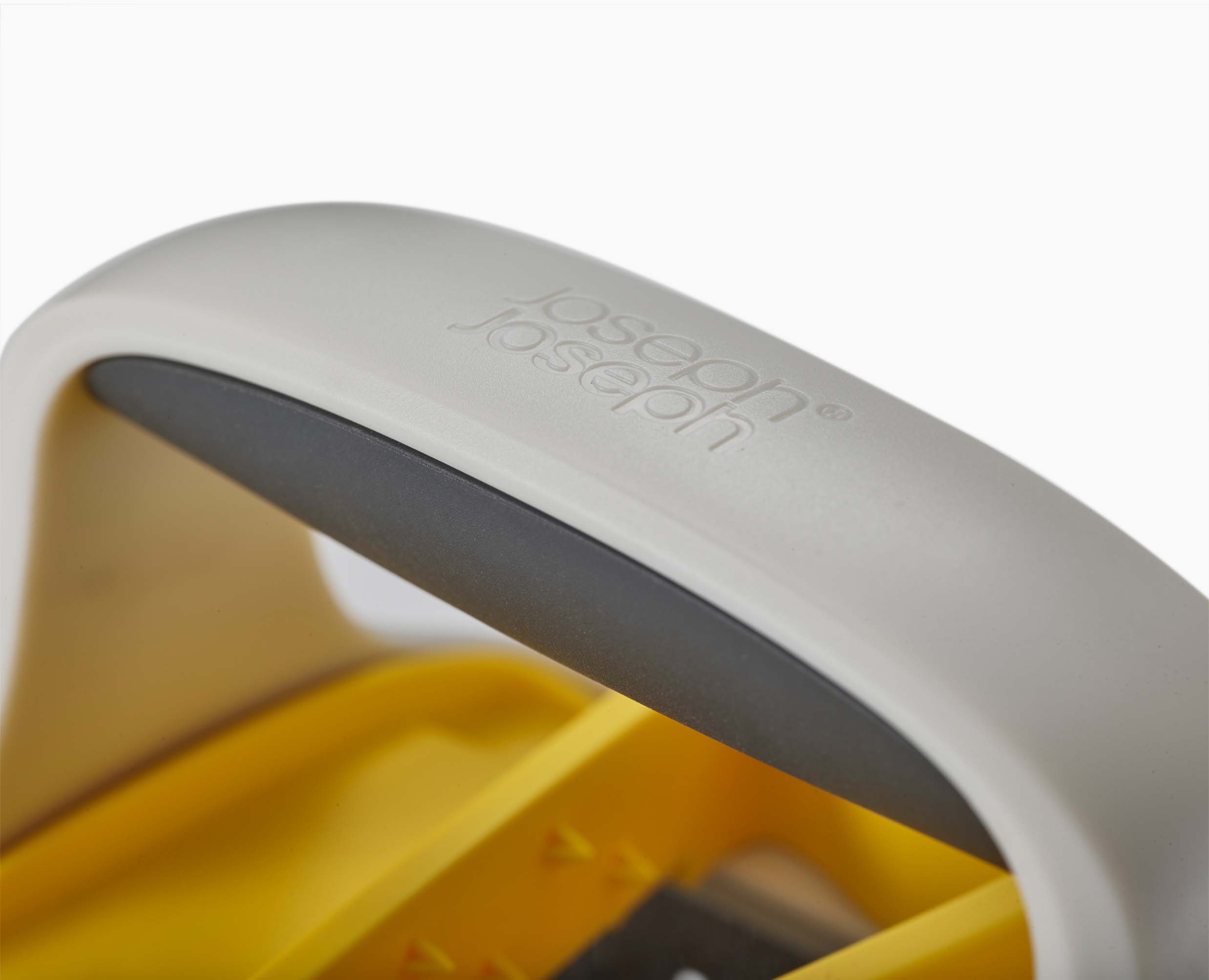 joseph-joseph-multi-grip-box-grater-with-precision-food-grip-and-4-stainless-ste image 5