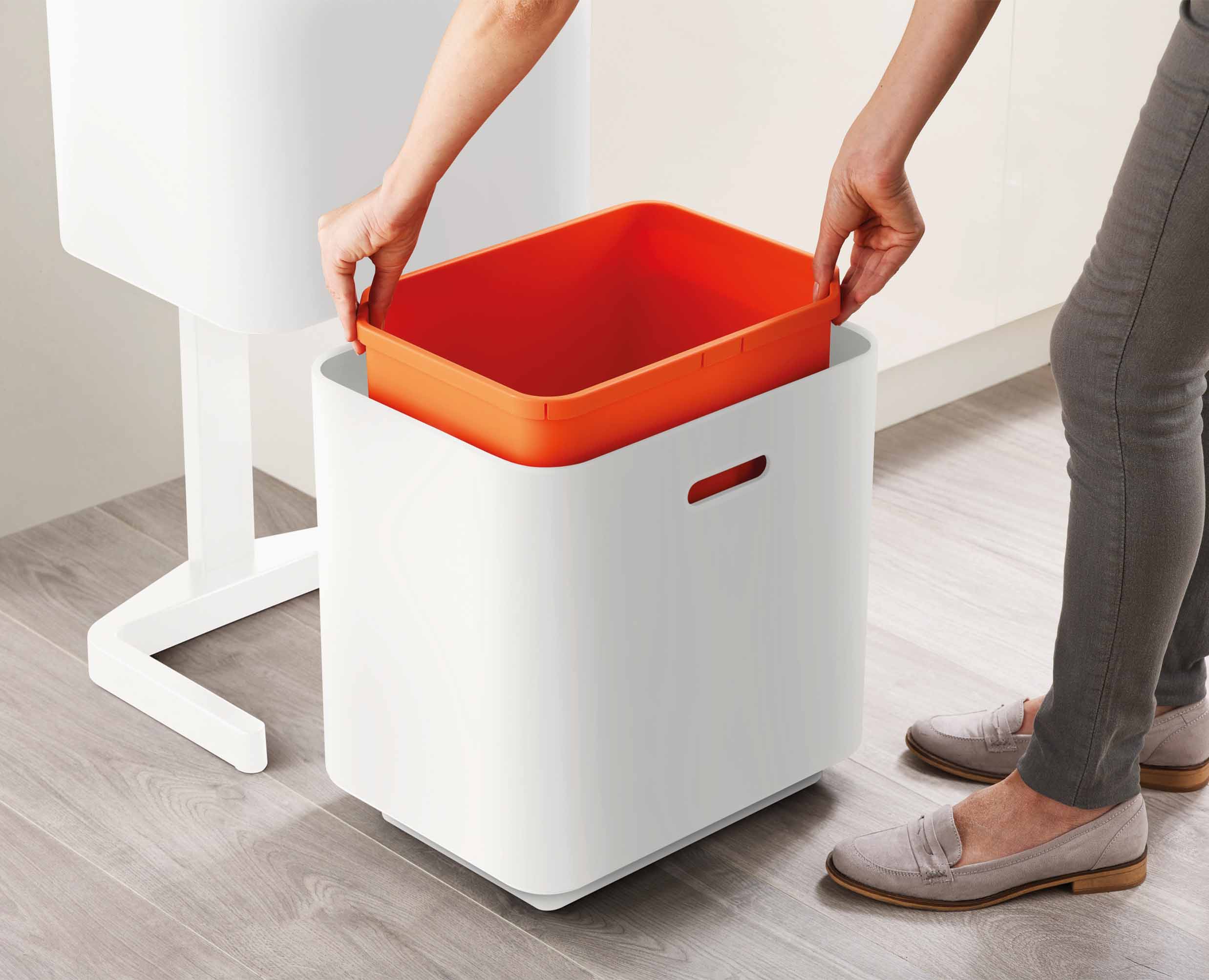 joseph-joseph-totem-max-30l-inner-bucket-red-replacement-for-totem-max-bins image 3