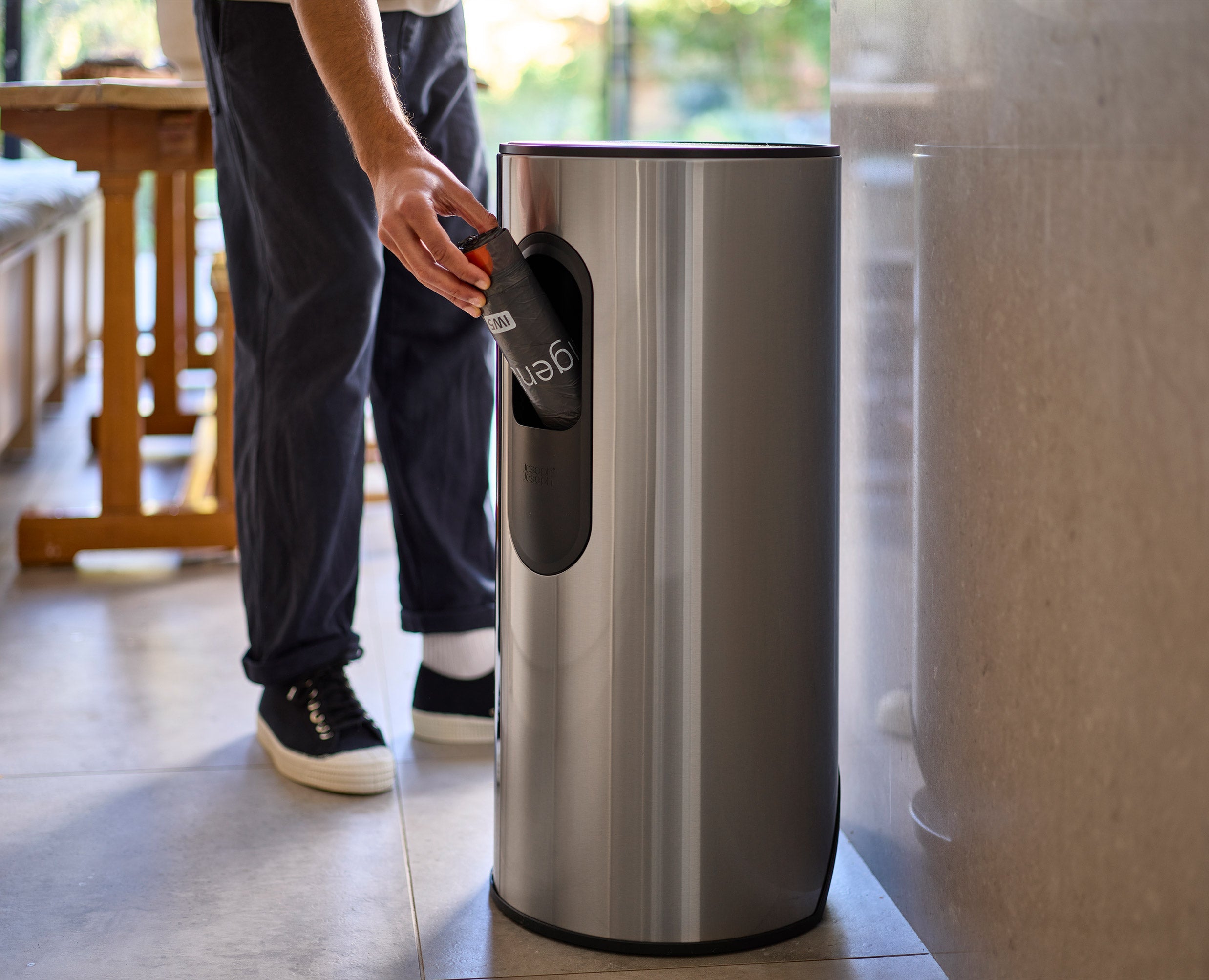 joseph-joseph-arc-30l-easy-push-stainless-steel-pedal-bin-starter-set-with-odour image 4