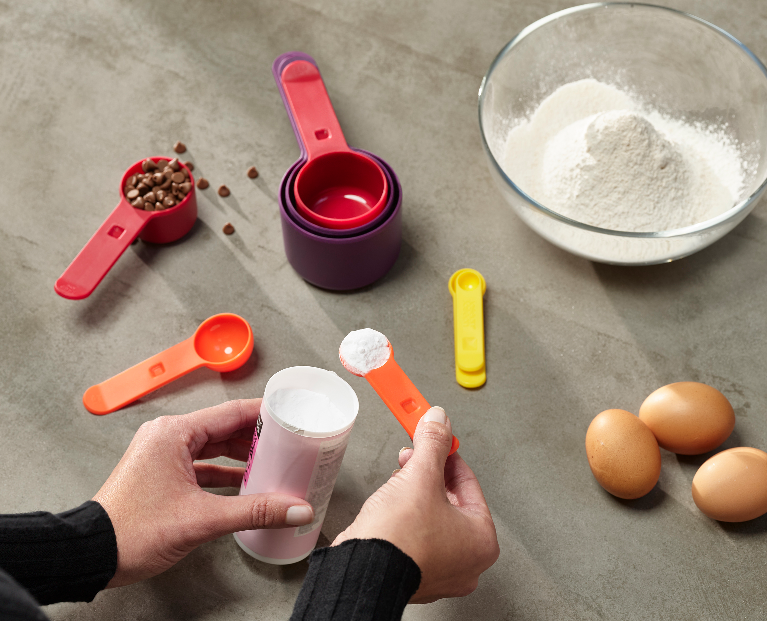 joseph-joseph-nest-measure-multicolour-8-piece-measuring-cup-set image 2