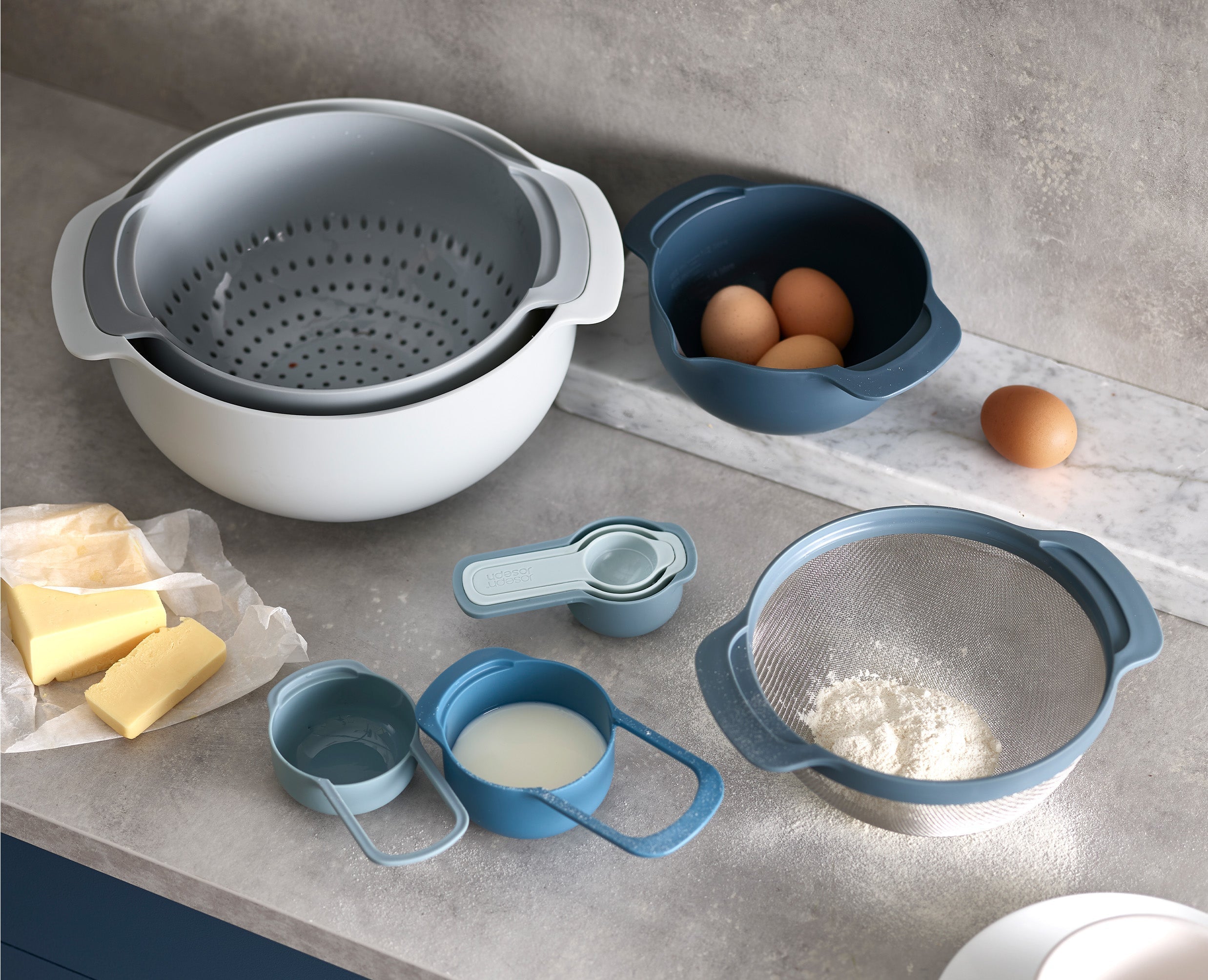joseph-joseph-3-piece-blue-baking-bundle-set-nest-9-plus-with-9-essential-tools image 2