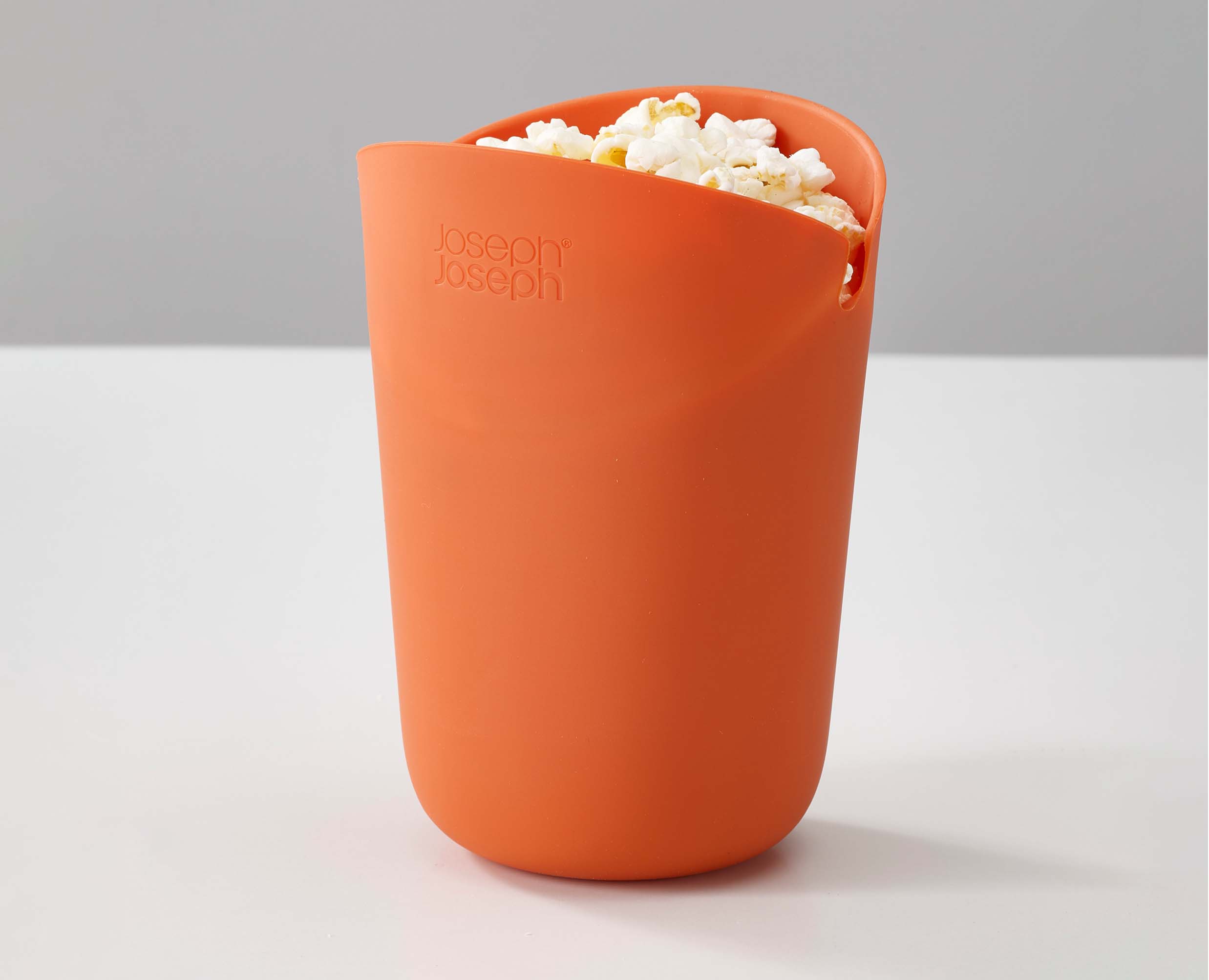 joseph-joseph-m-cuisine-2-piece-orange-popcorn-maker-set-microwave-silicone-cups image 7