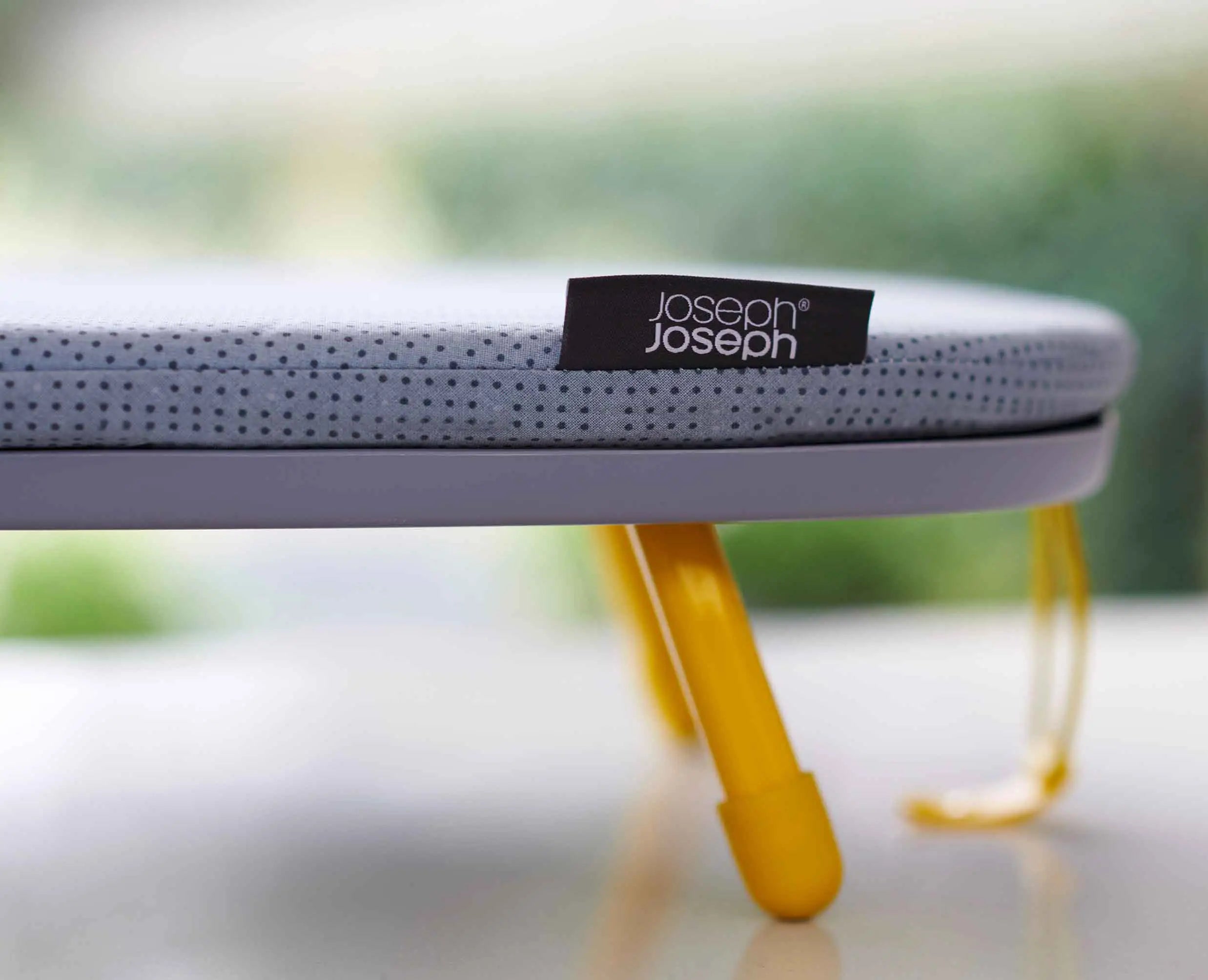 joseph-joseph-pocket-90cm-grey-ironing-board-cover-with-padded-felt-underlay image 5