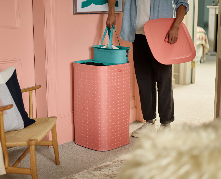 joseph-joseph-tota-pop-60l-coral-laundry-separation-basket-with-two-tote-bags image 2