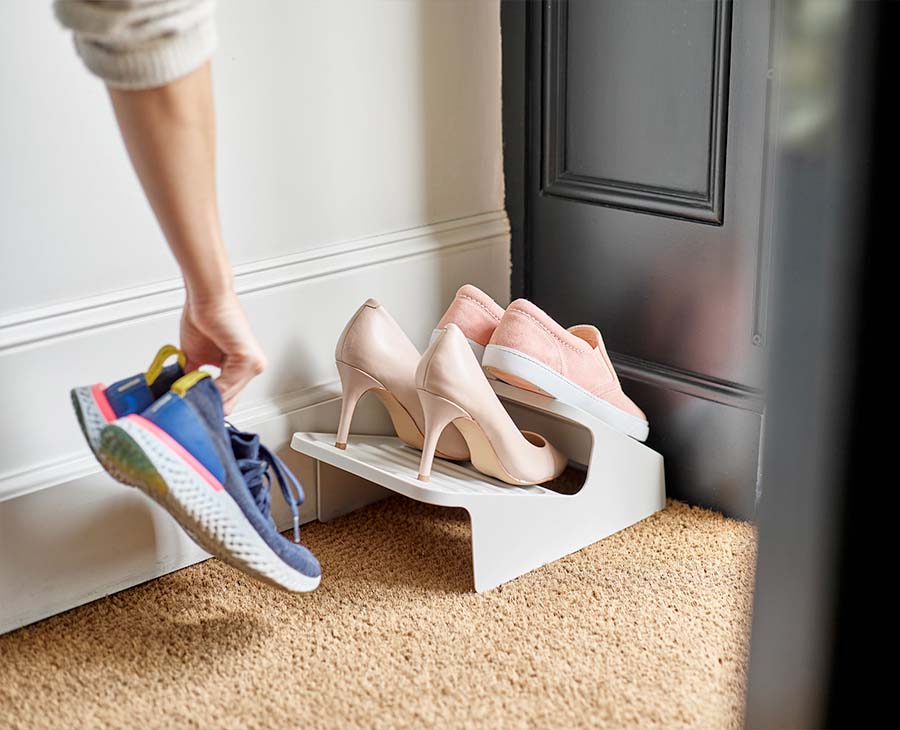 joseph-joseph-shoe-in-space-saving-shoe-rack-ecru-holds-3-pairs image 2
