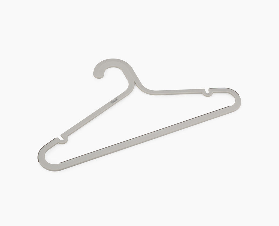 joseph-joseph-orderly-set-of-5-anti-tangle-ecru-clothes-hangers image 1