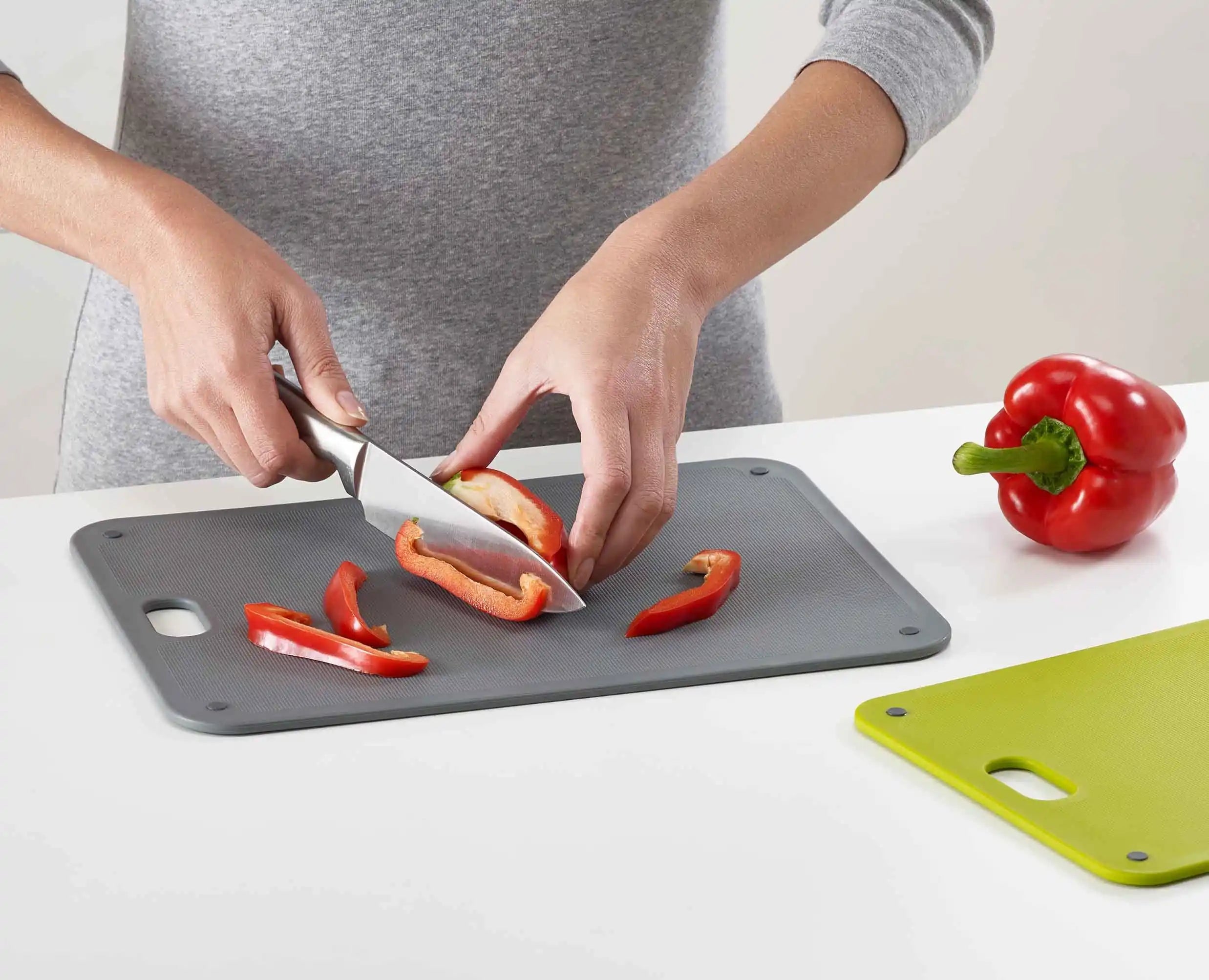 joseph-joseph-doorstore-chop-2-piece-grey-chopping-board-set-with-slimline-door- image 7