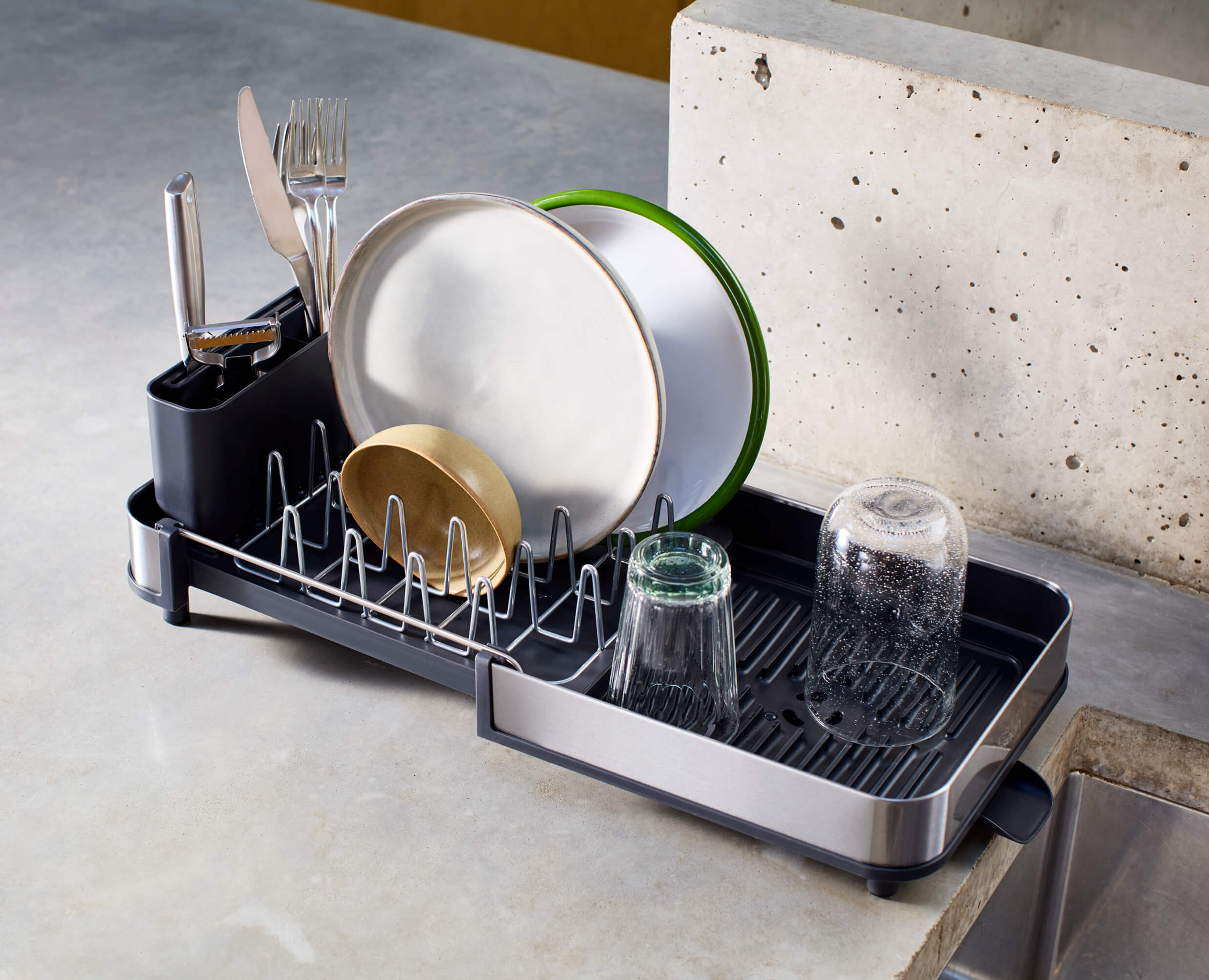 joseph-joseph-extend-slim-steel-expandable-grey-dish-drainer-compact-adjustable- image 3