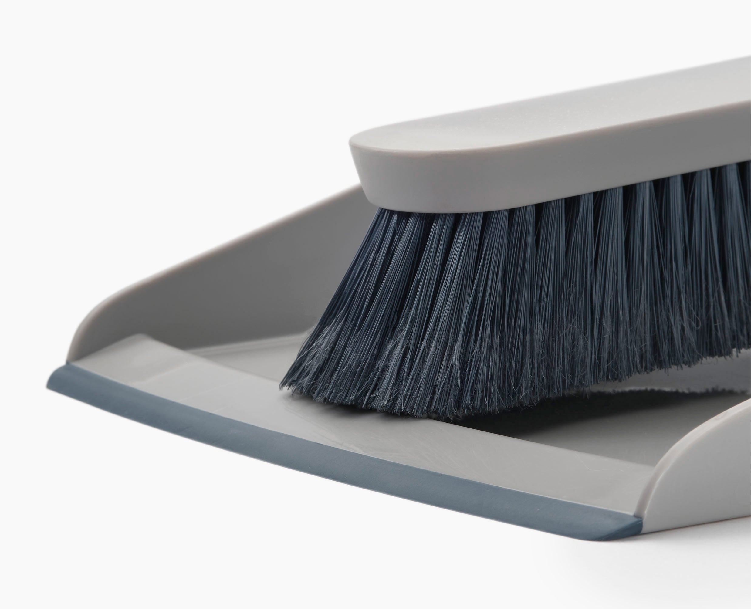 joseph-joseph-cleantech-wall-mounted-broom-dustpan-brush-set image 7