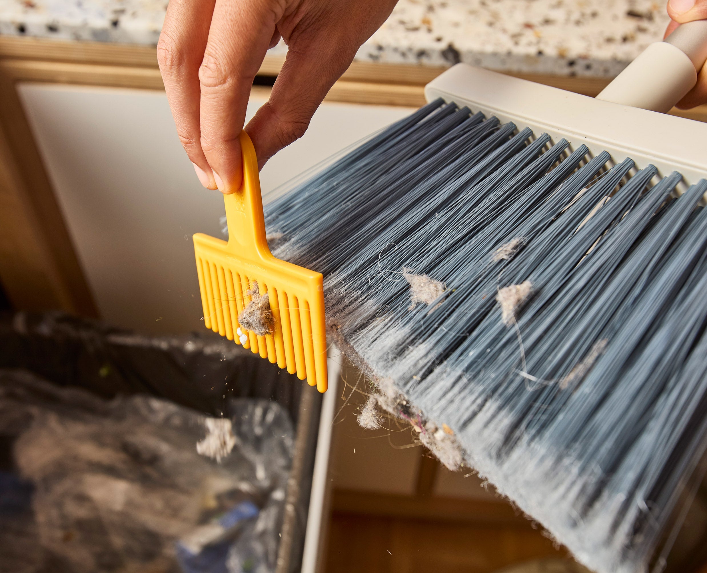 joseph-joseph-cleantech-wall-mounted-broom-dustpan-brush-set image 4