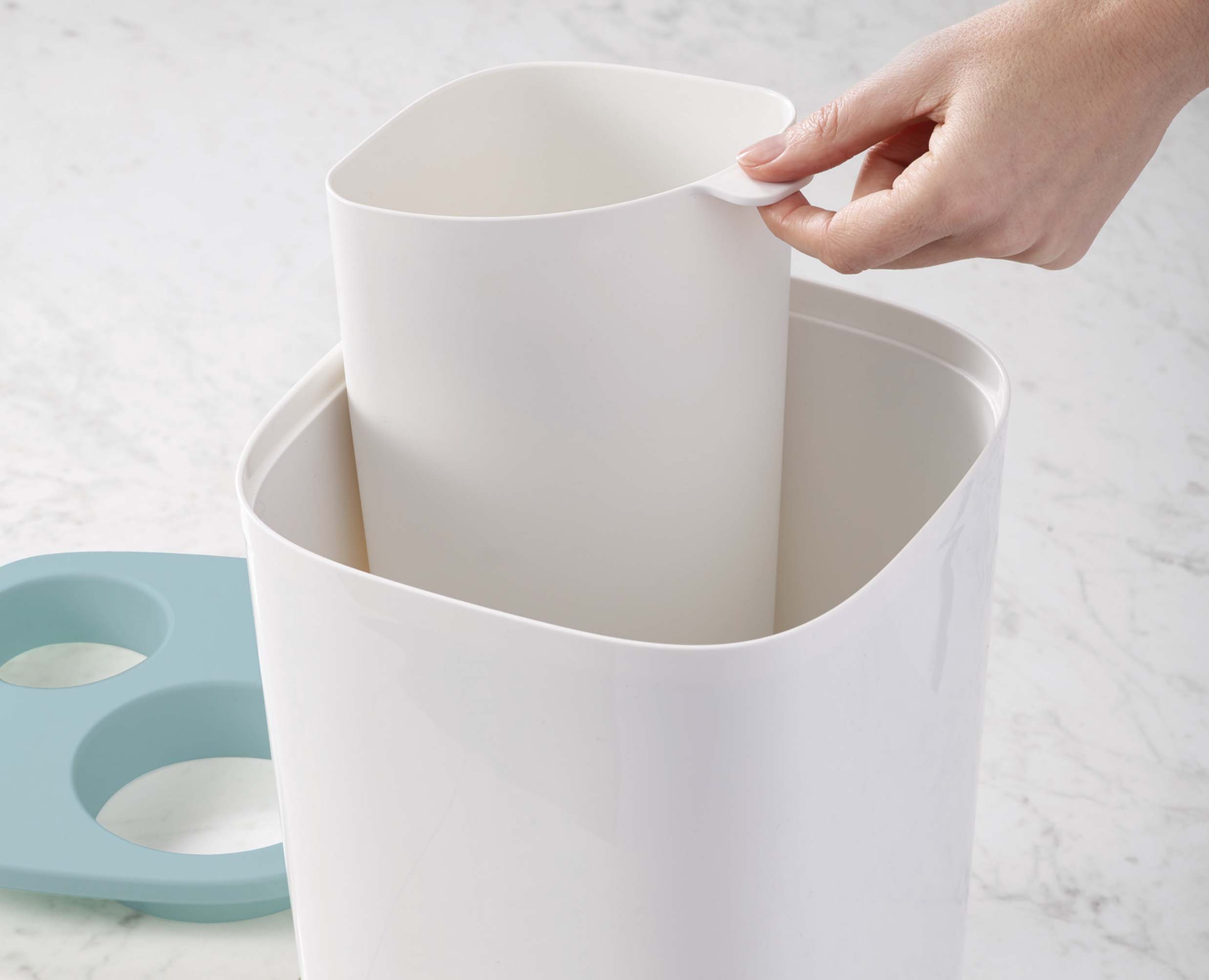 joseph-joseph-split-8l-light-blue-waste-recycling-bin-dual-compartment image 5