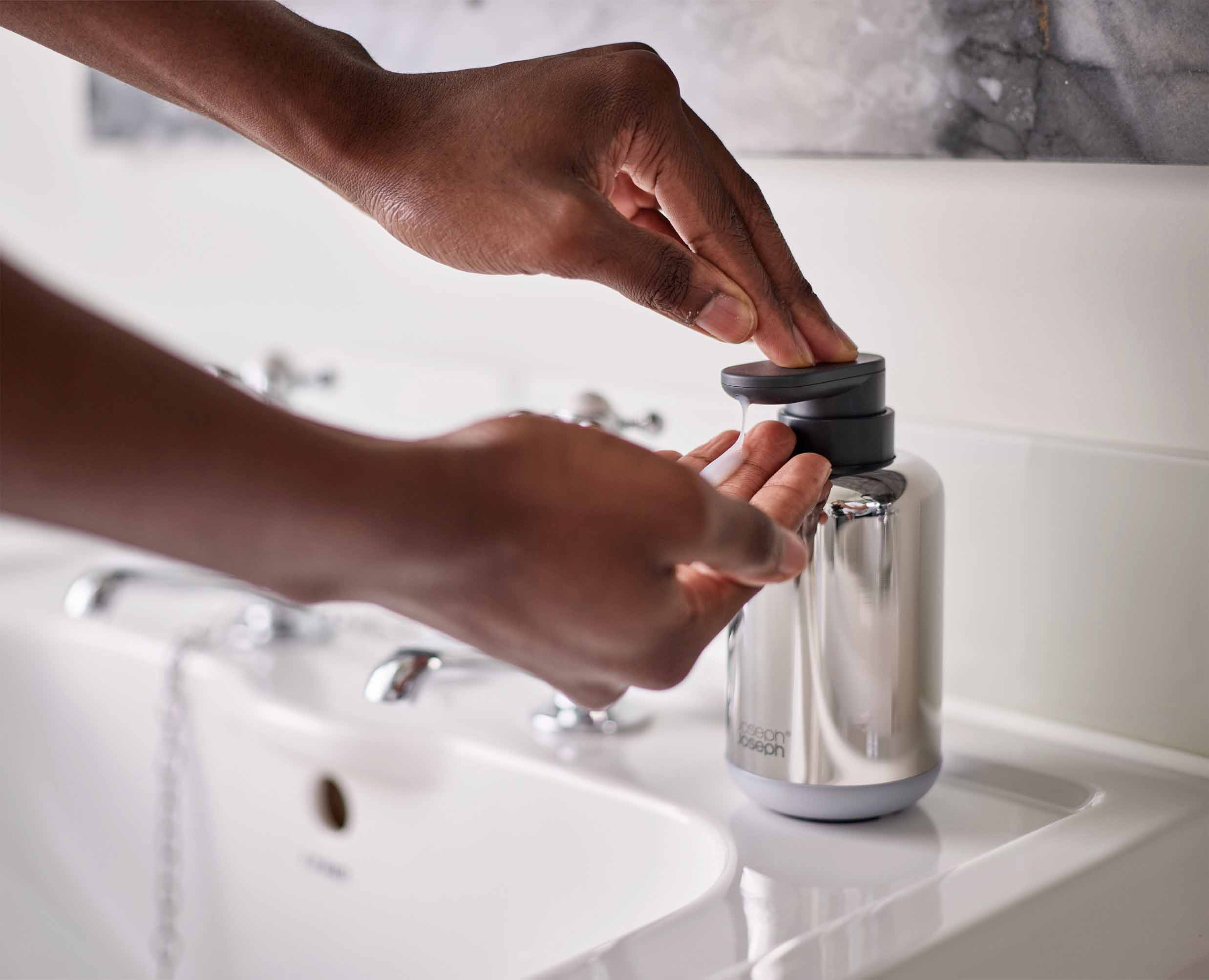 joseph-joseph-easystore-luxe-stainless-steel-soap-pump image 3