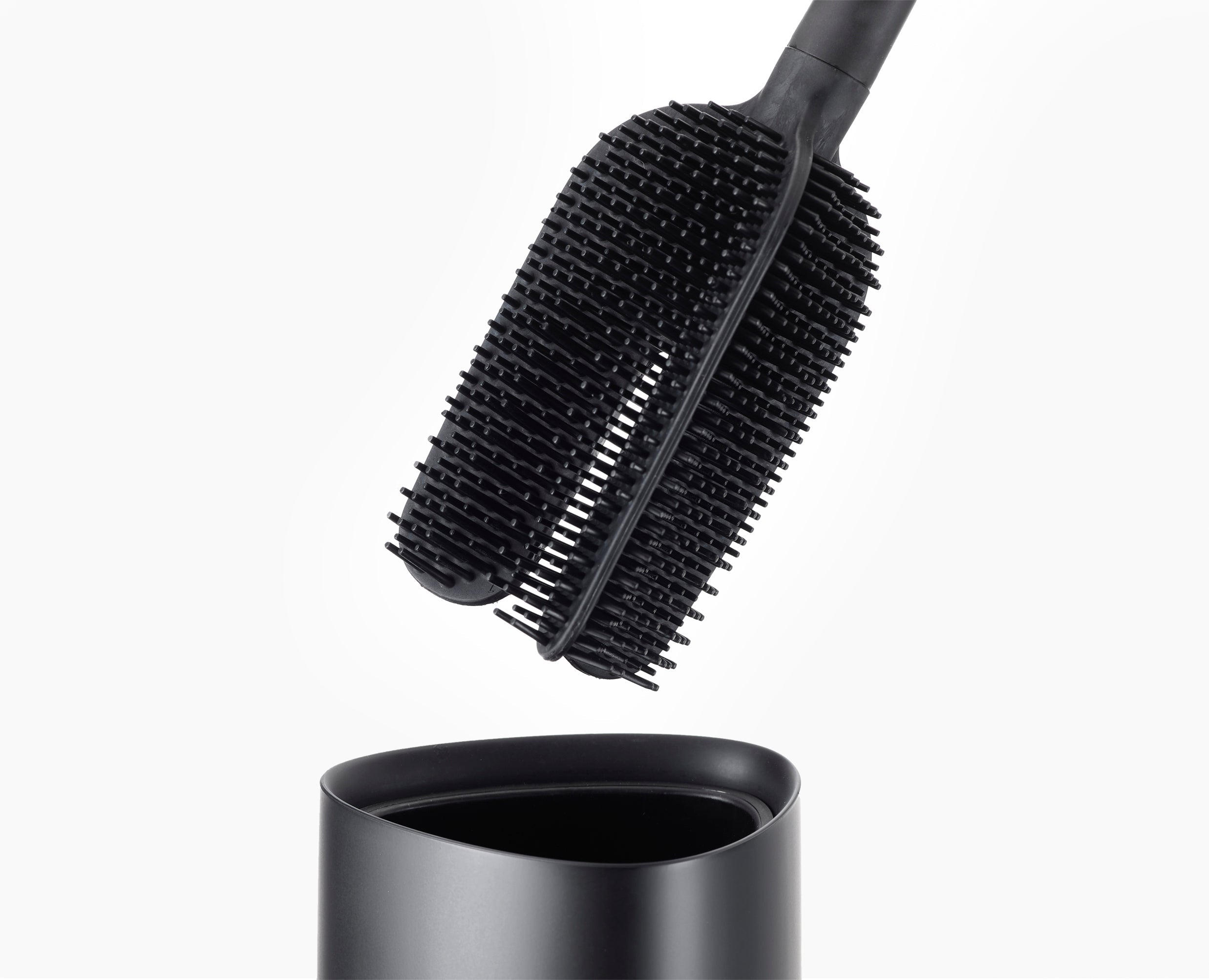 joseph-joseph-flex-360-matt-black-toilet-brush-starter-set-brush-2-replacement-h image 6