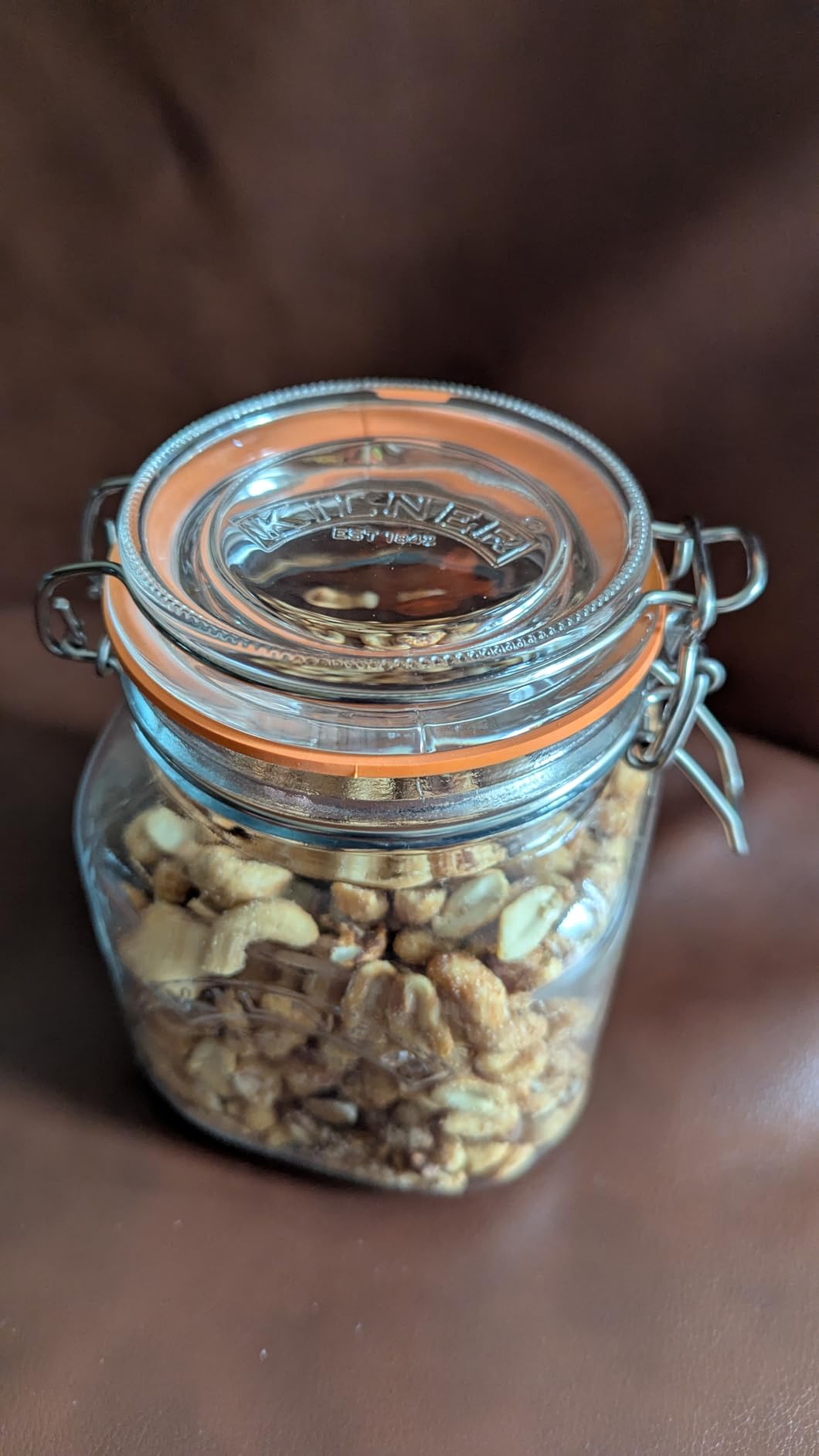 Good jar, but seal could be better