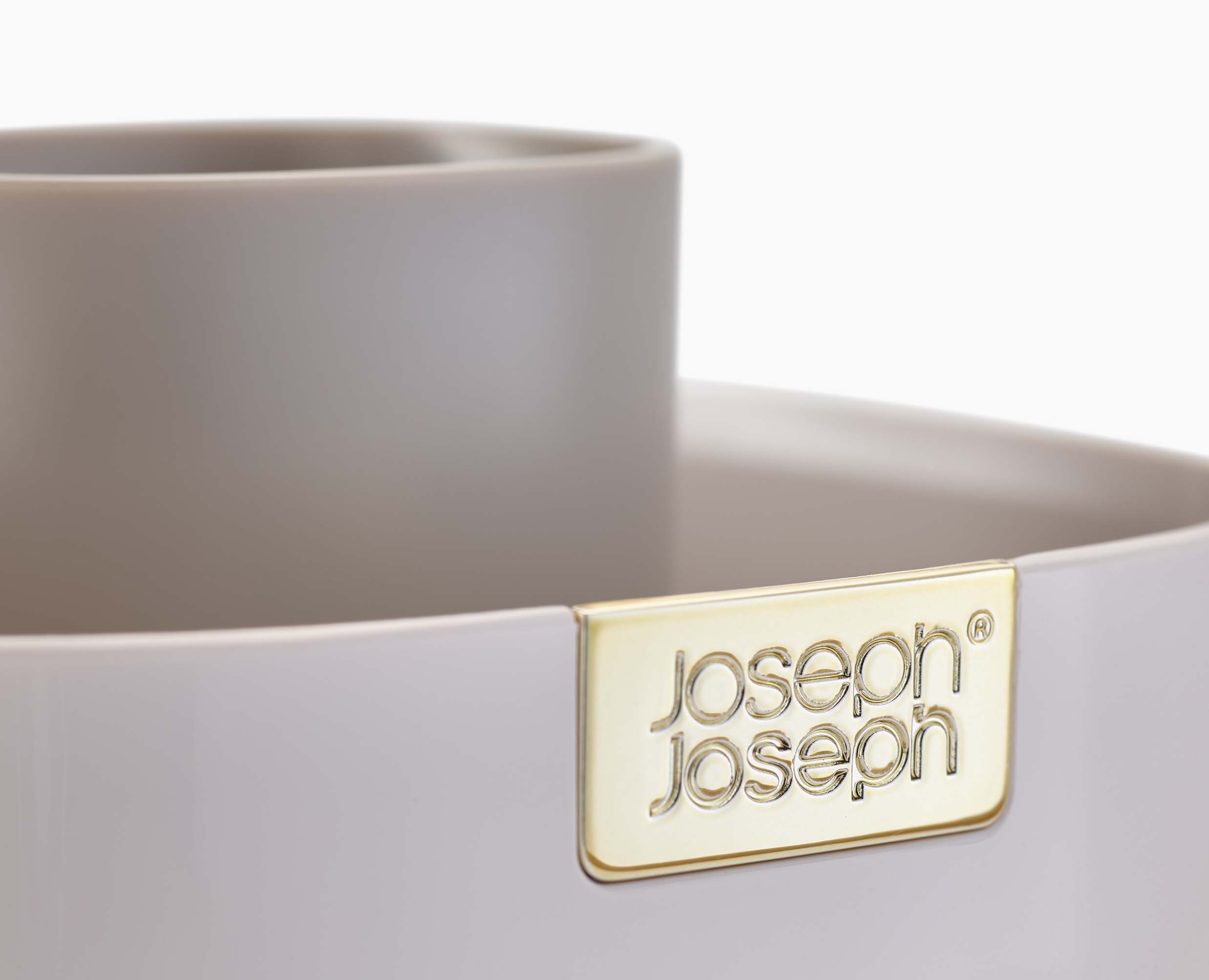 joseph-joseph-viva-makeup-brush-pot image 5