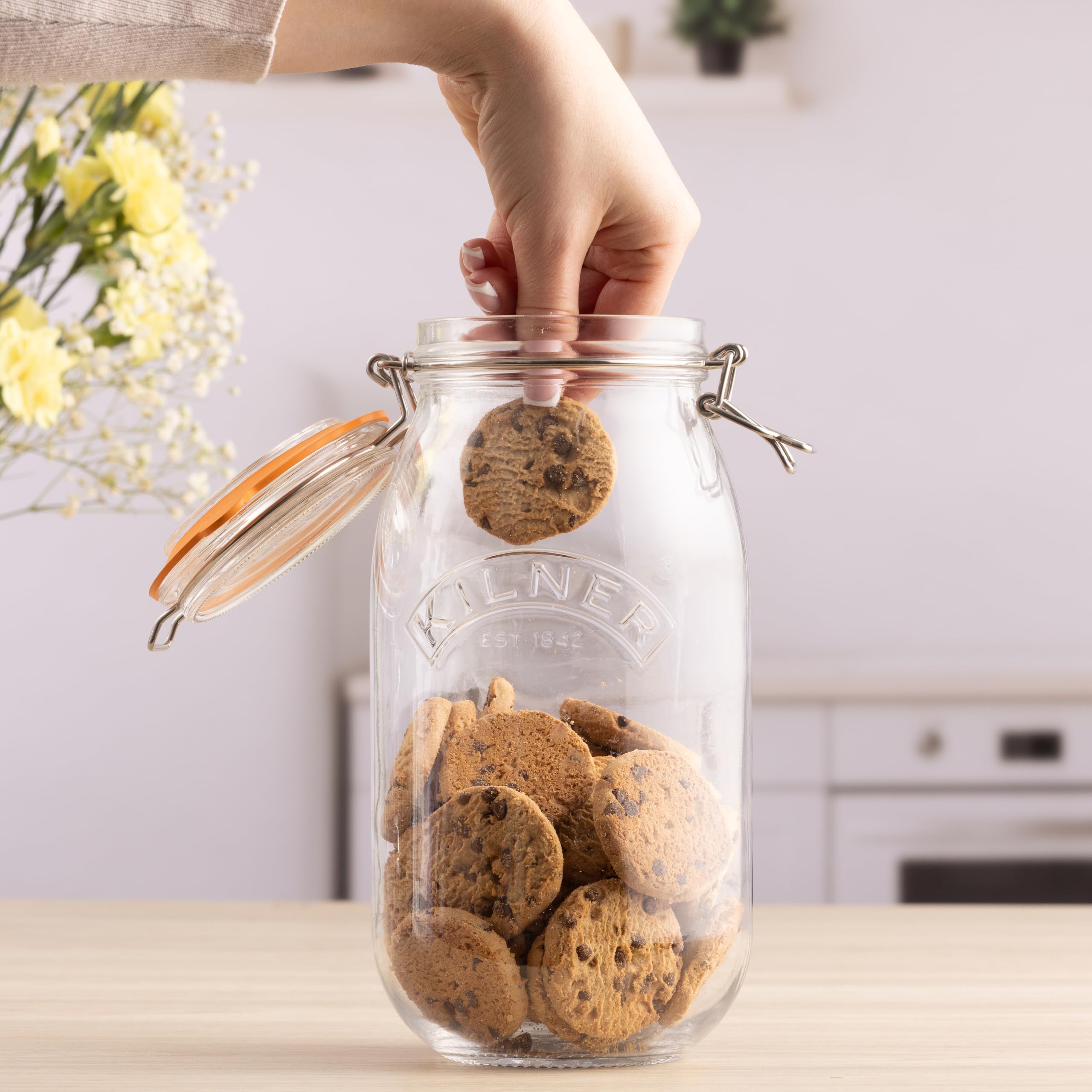 kilner-3l-swing-top-round-glass-jar-with-orange-rubber-seal image 3