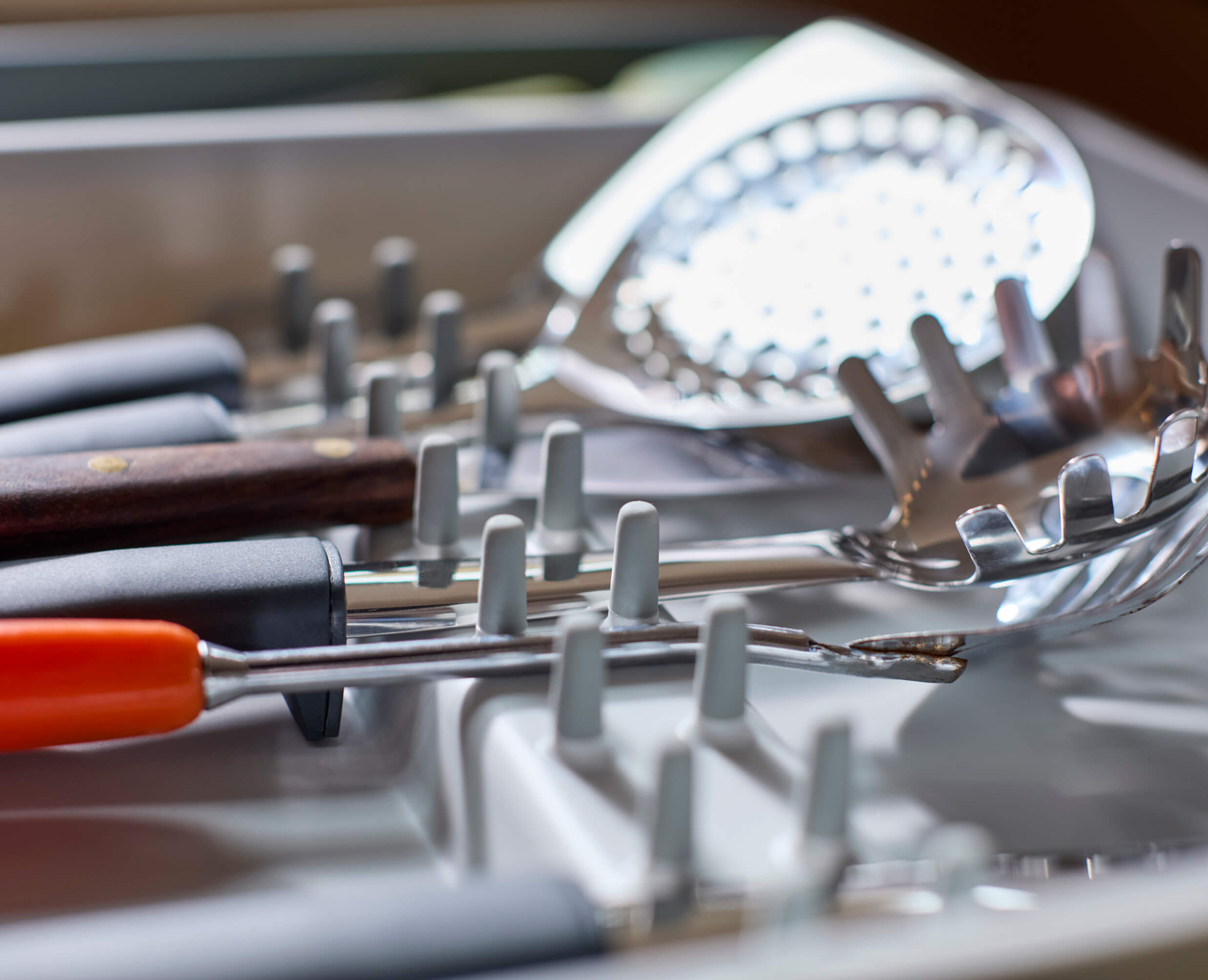 joseph-joseph-drawerstore-expanding-utensil-gadget-organiser image 5