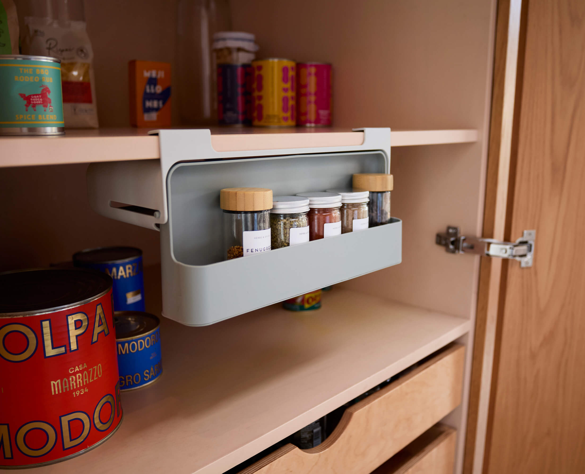 joseph-joseph-cupboardstore-under-shelf-spice-rack image 2