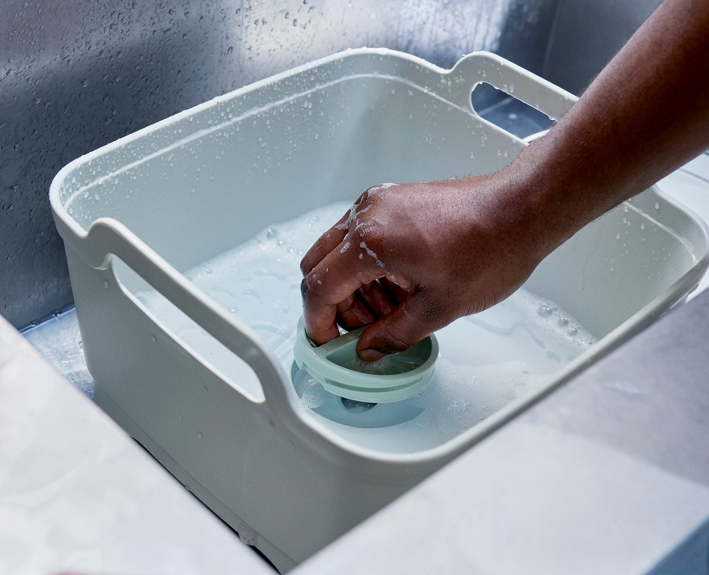 joseph-joseph-wash-drain-stone-green-washing-up-bowl image 2