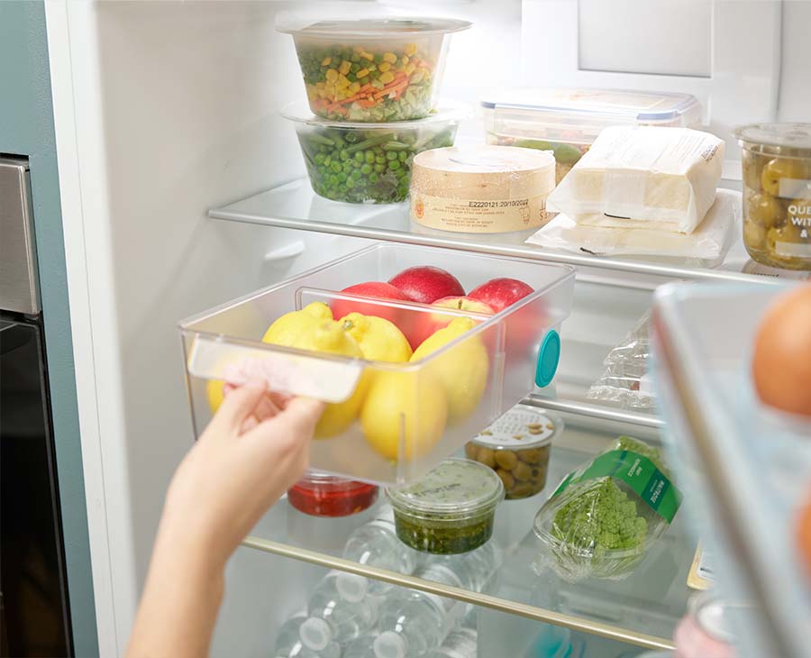 joseph-joseph-fridgestore-large-clear-storage-bin image 2