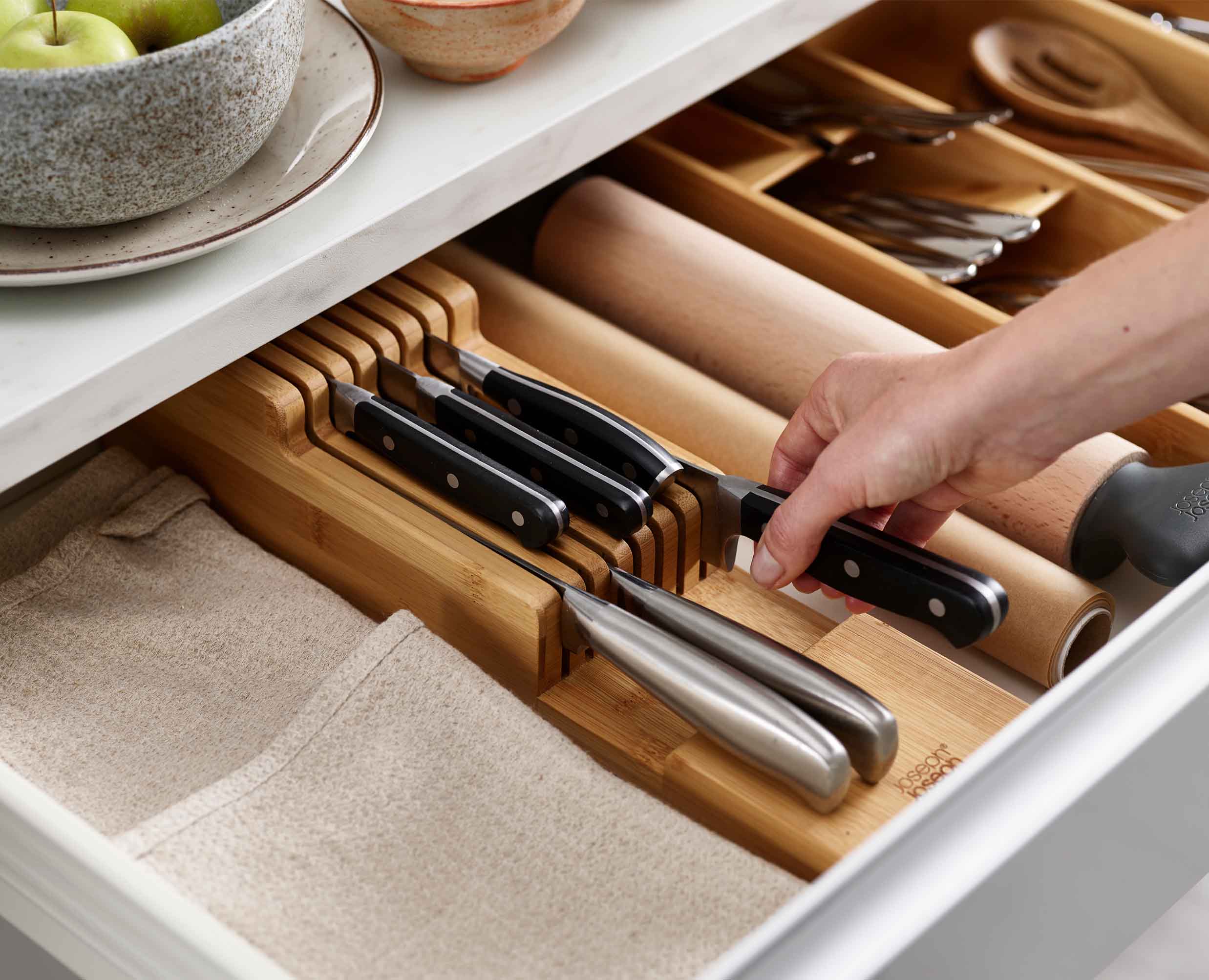 joseph-joseph-drawerstore-bamboo-compact-knife-organiser-holds-up-to-9-knives image 3