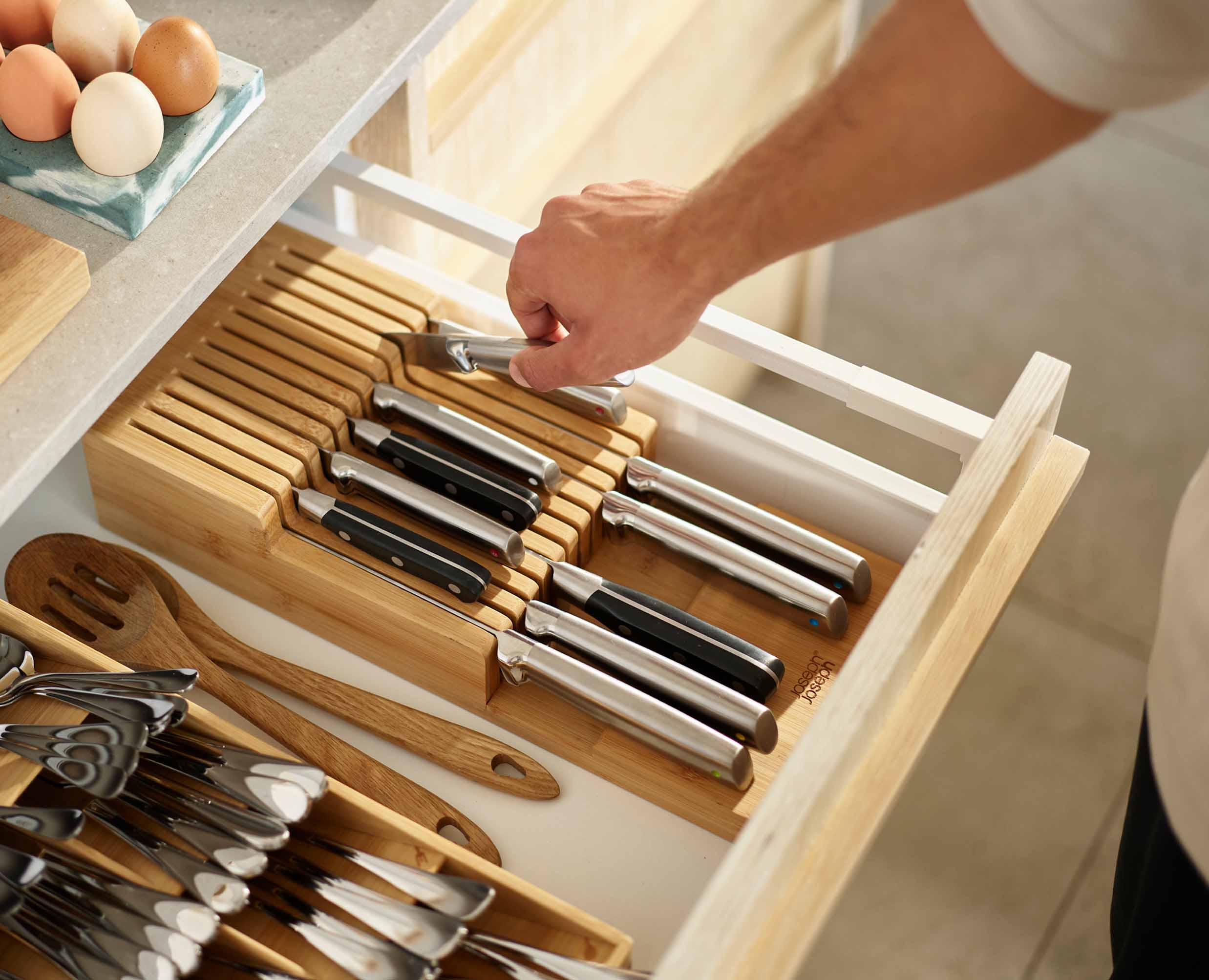 joseph-joseph-drawerstore-bamboo-large-2-tier-knife-organiser image 3