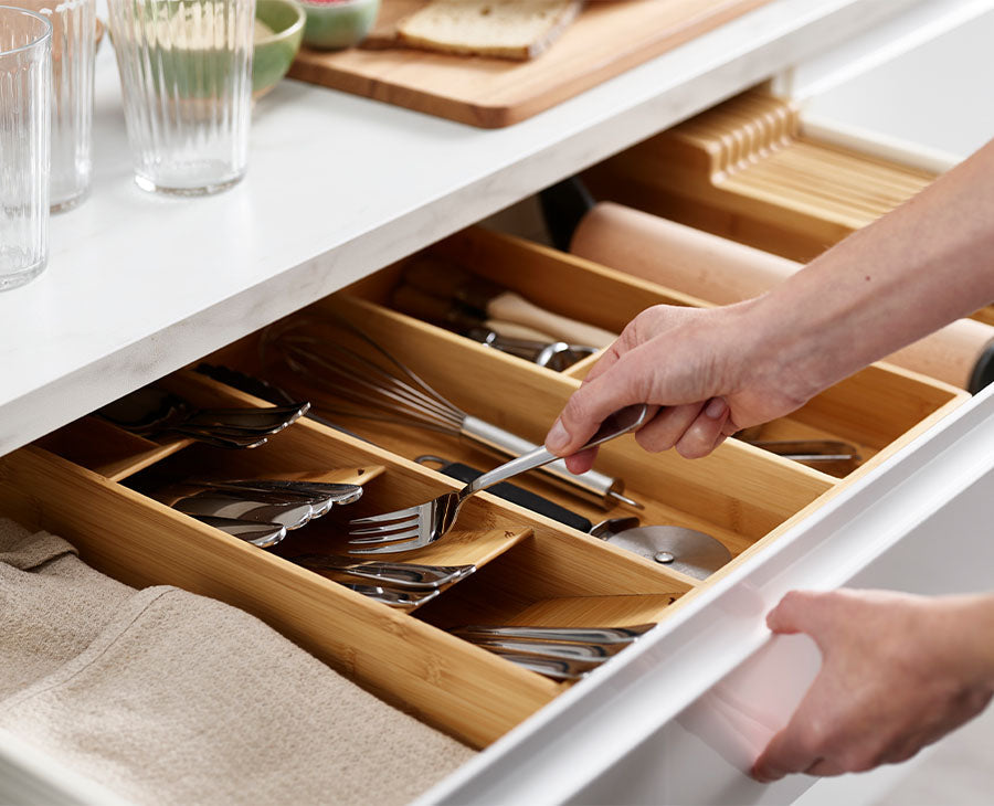 joseph-joseph-drawerstore-bamboo-cutlery-utensil-gadget-organiser image 2