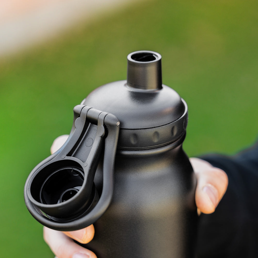 built-40oz-prospect-water-bottle-vacuum-insulated-stainless-steel-sweat-free-lea image 8