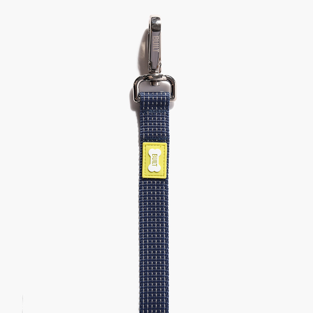 built-nightsafe-dog-leash-reflective-dual-padded-handles-medium image 3