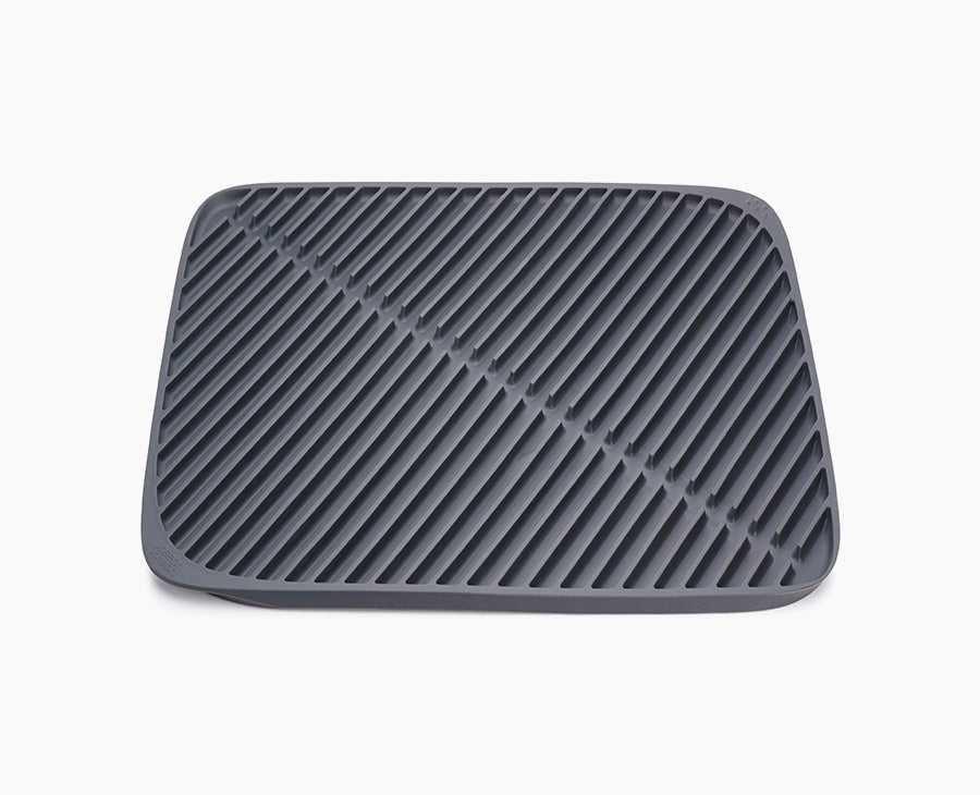 joseph-joseph-flume-grey-dish-draining-mat-foldable-scratch-proof image 1