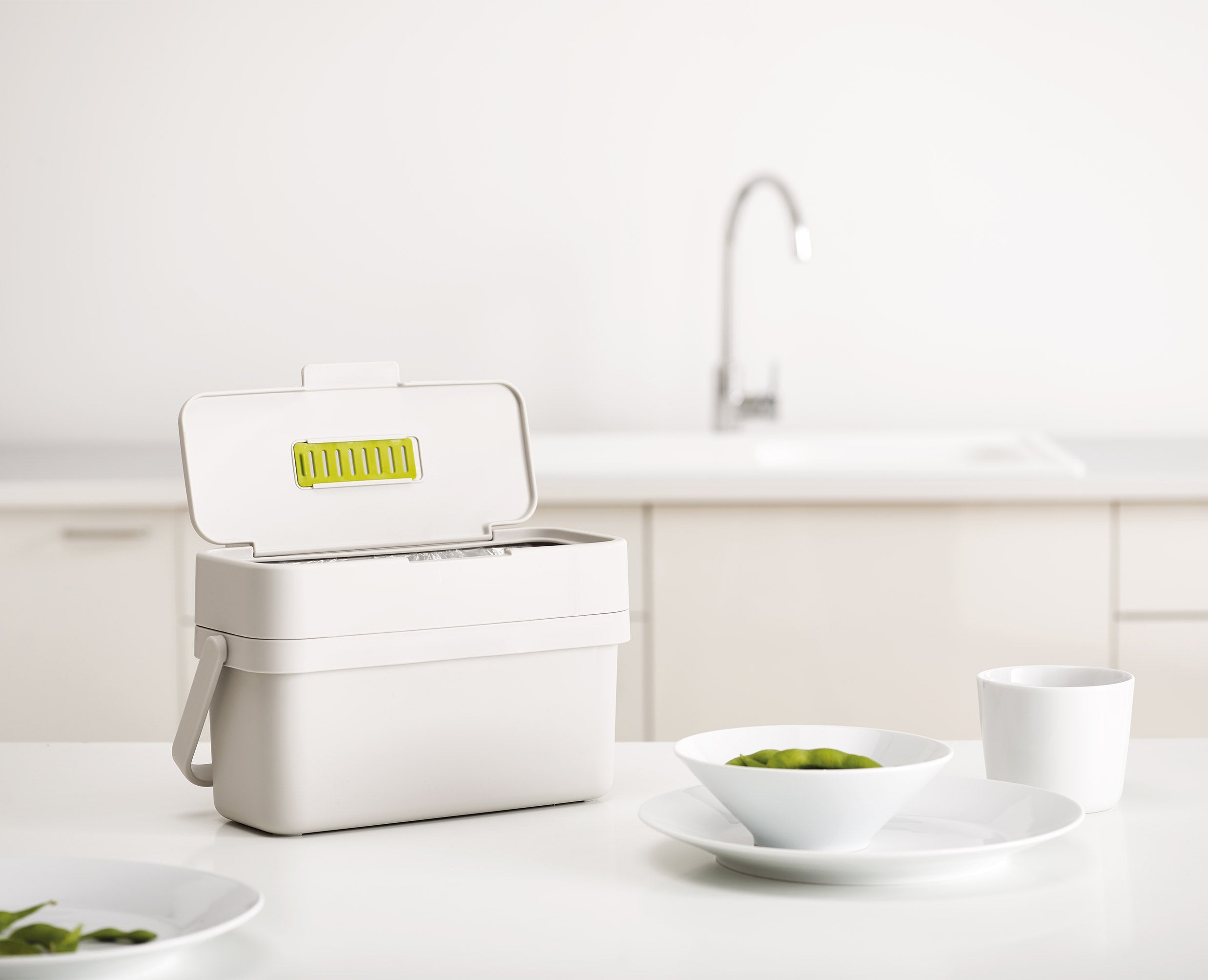 joseph-joseph-compo-4l-stone-food-waste-caddy-starter-set-with-liners-and-odour- image 6