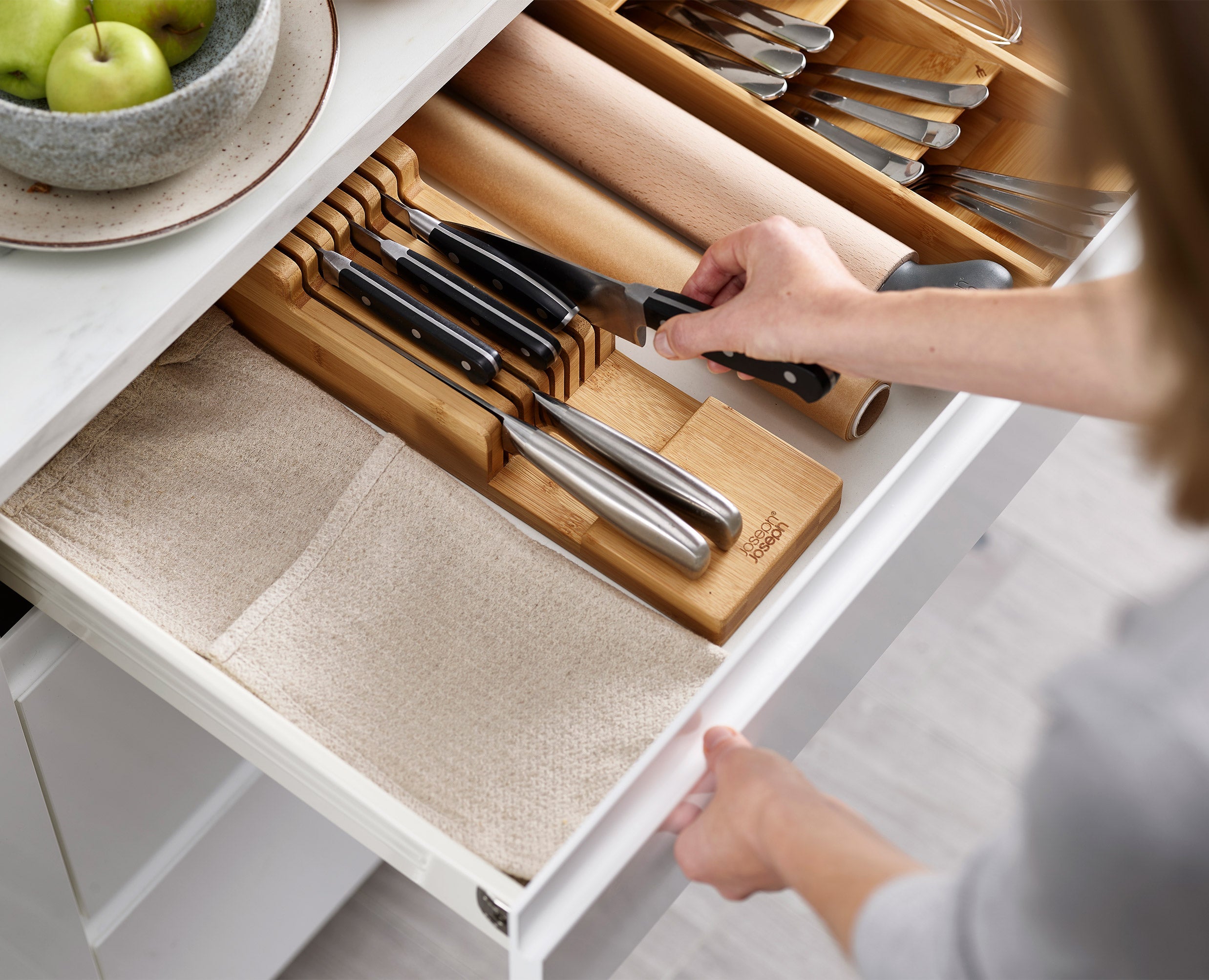 joseph-joseph-drawerstore-bamboo-2-piece-cutlery-knife-organiser-set image 2