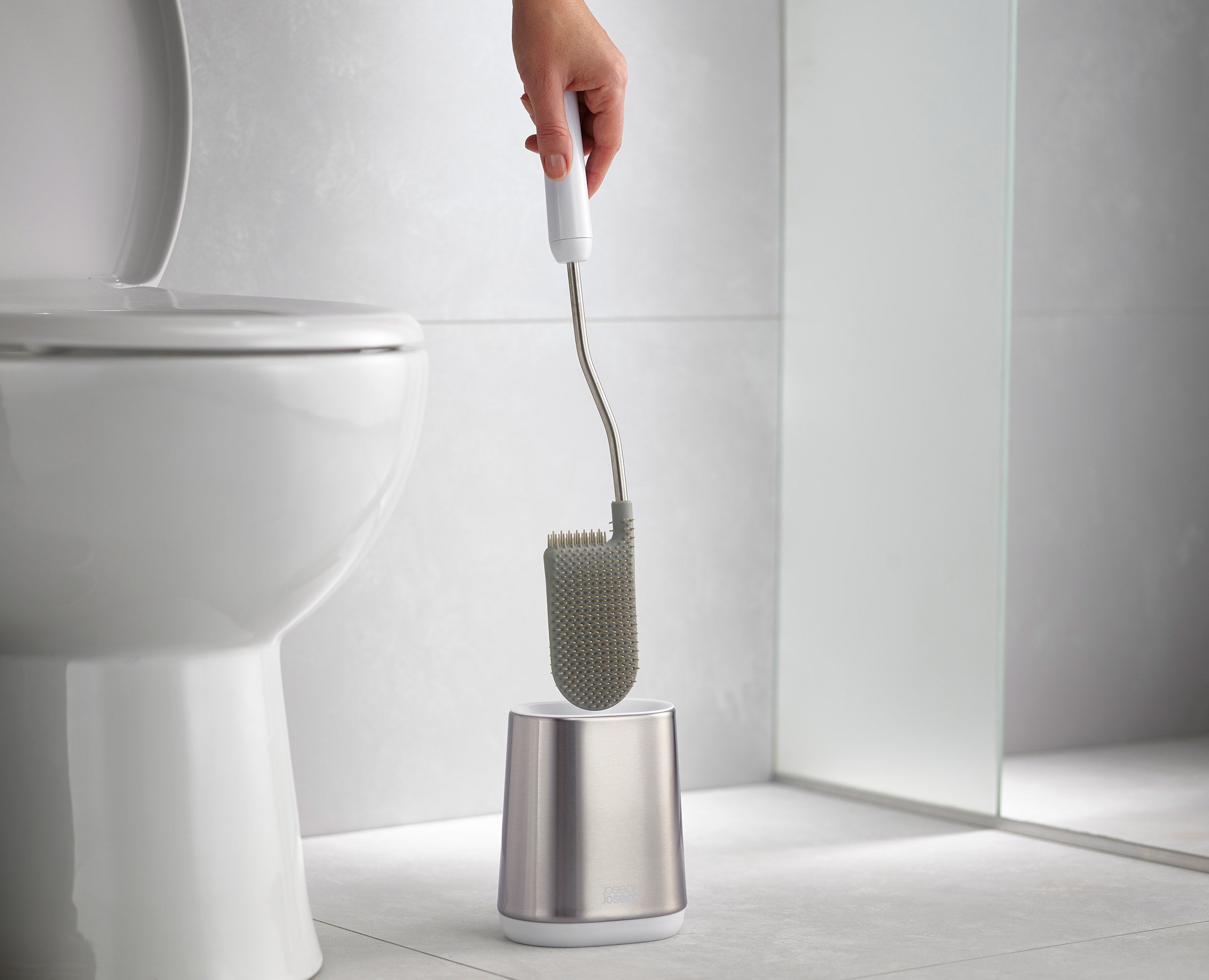 joseph-joseph-flex-lite-pack-of-2-stainless-steel-toilet-brushes image 4