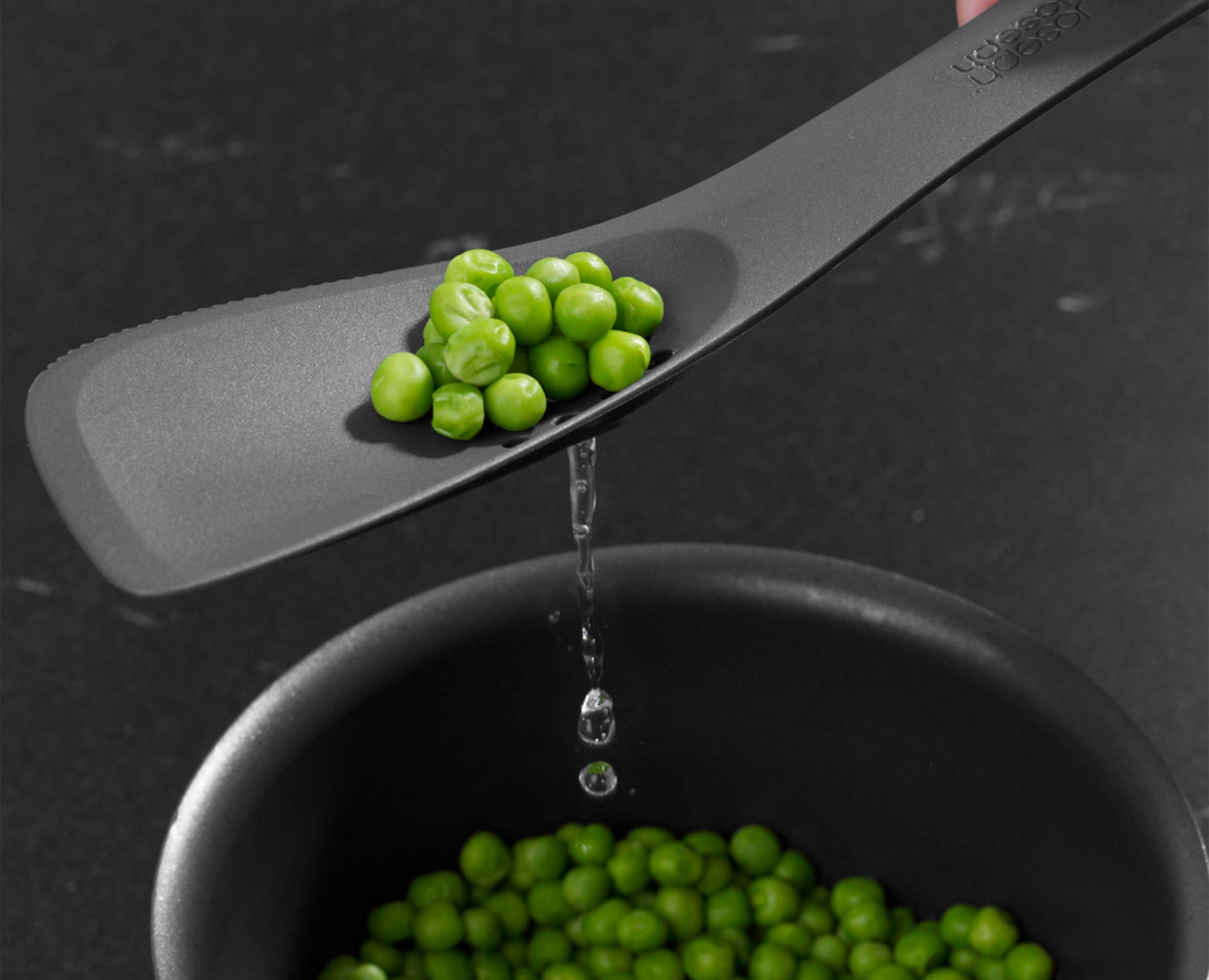 joseph-joseph-uni-tool-grey-5-in-1-utensil image 3